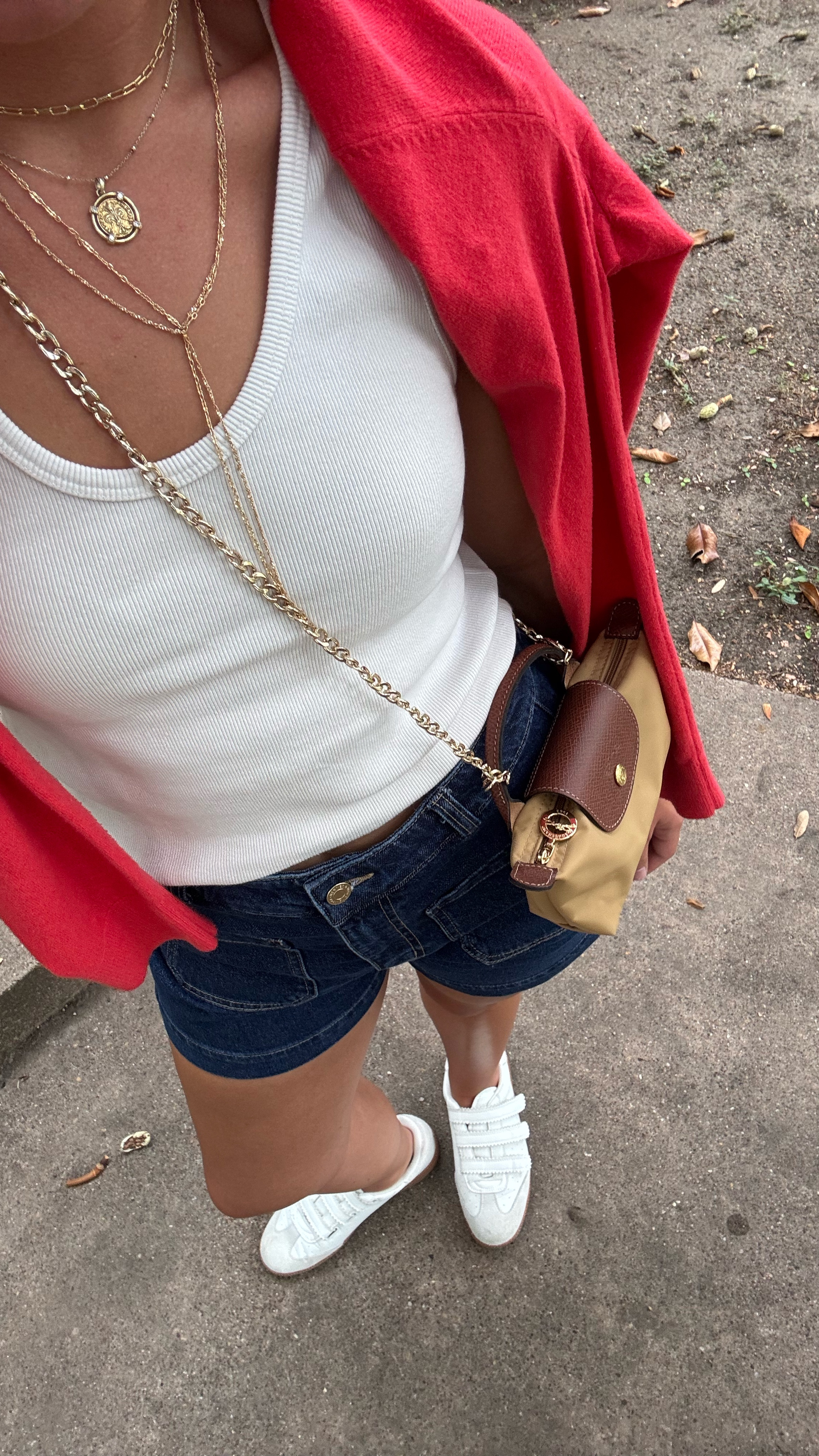 my new fav denim shorts!!! so cute AND affordable!

#LTKFindsUnder50 #LTKStyleTip