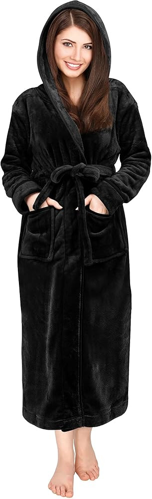 NY Threads Women's Fleece Hooded Bathrobe Plush Long Spa Robe | Amazon (US)