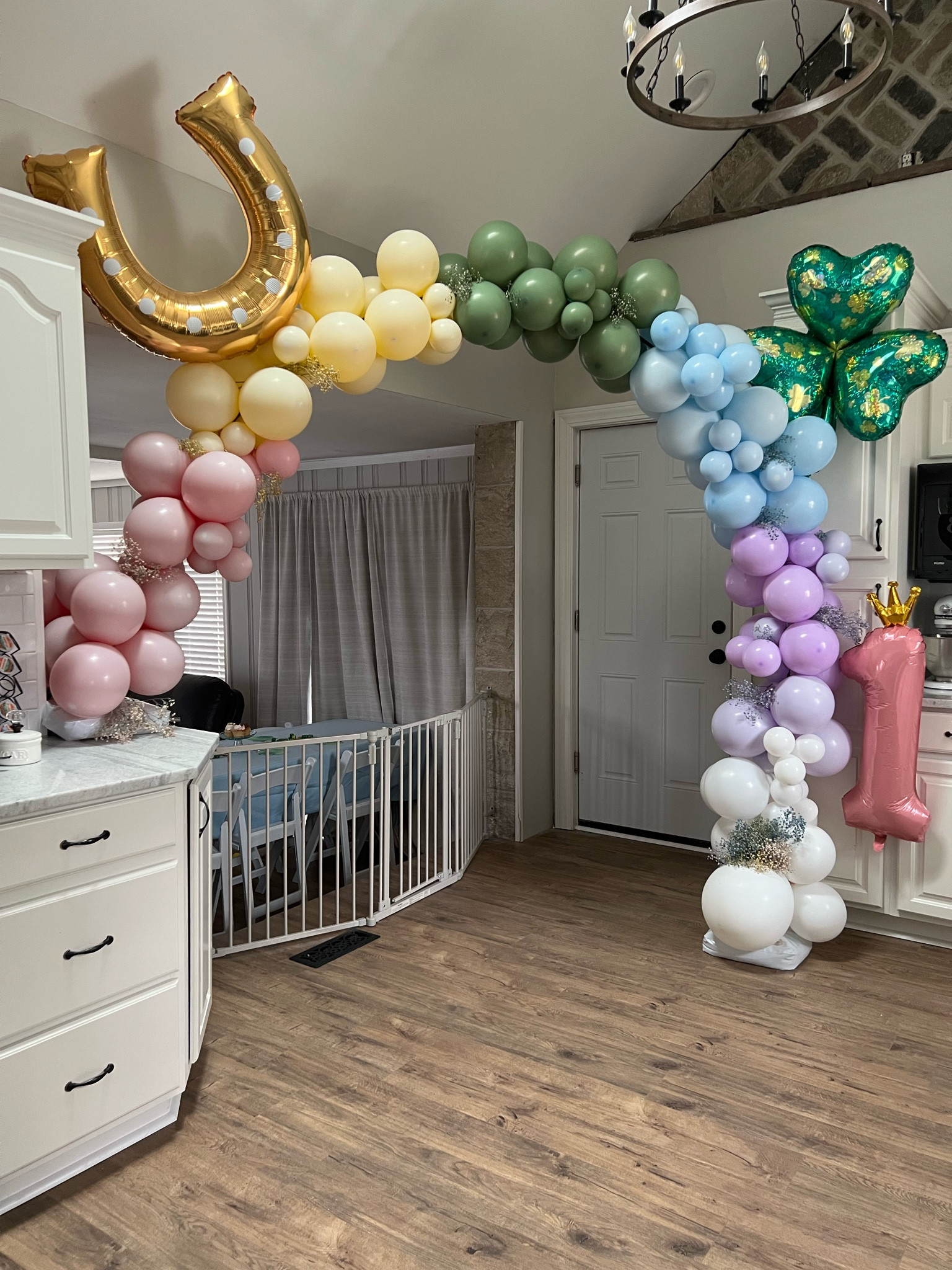 Balloon arch diy first birthday st Patrick’s day lucky one theme

#LTKbaby #LTKhome #LTKfamily