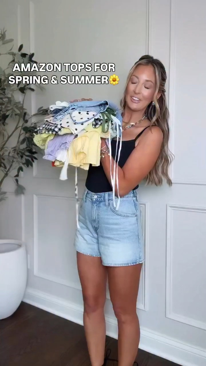  Cute tops for spring and summer! 🌼☀️🌼☀️🌼☀️🌼☀️🌼☀️🌼

#summeroutfitideas #summertops #momstyle