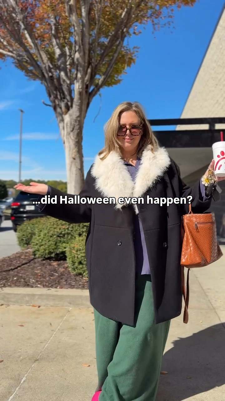 Wearing a 3X in the blue top, 2X in the jacket, and XXL in the sweats!

Plus size fashion, everyday outfit outfit, comfy casual, mom style, midsize fashion, mom life

#LTKHoliday #LTKPlusSize #LTKFamily