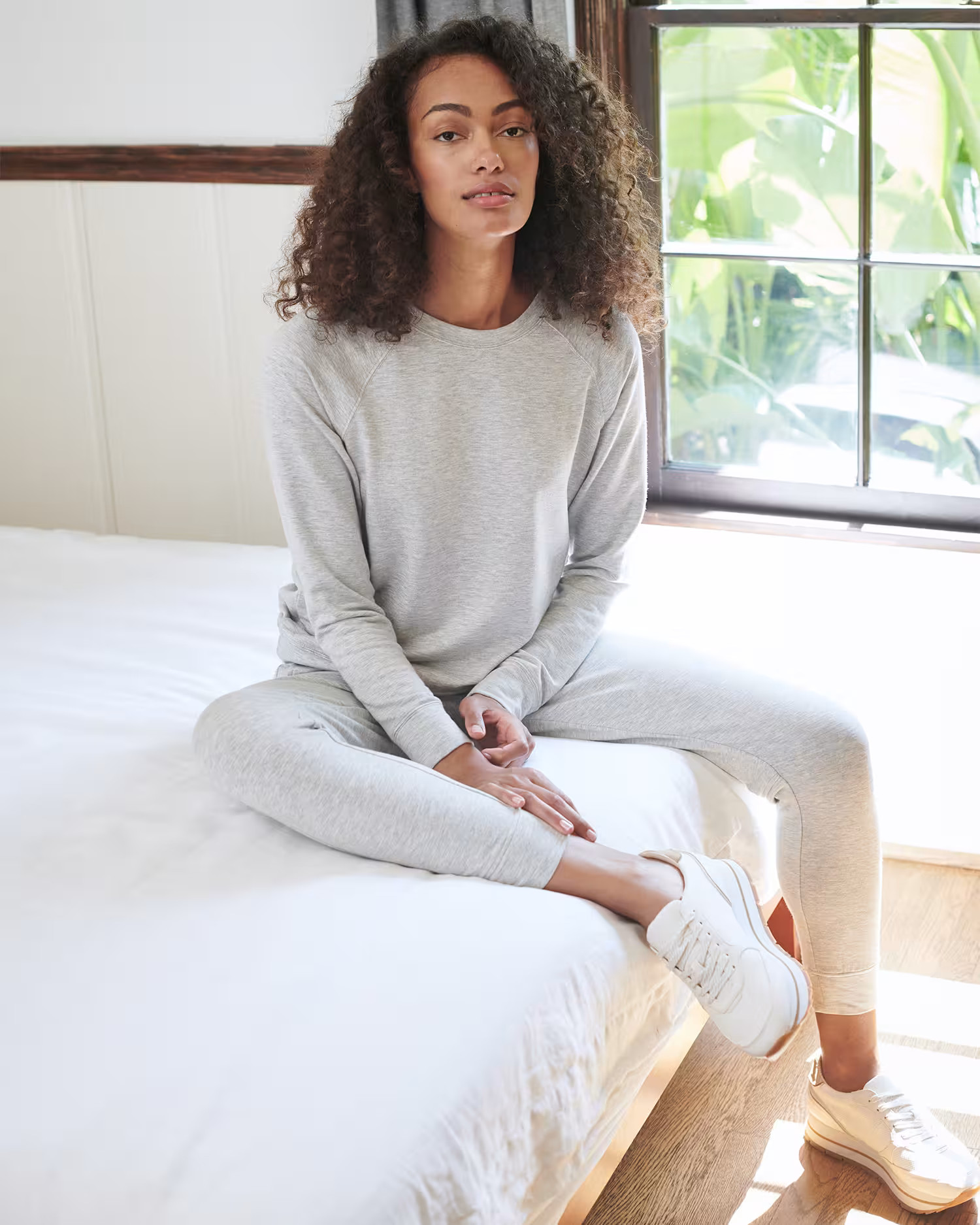 SuperSoft Fleece Crew in Heather Grey | Quince