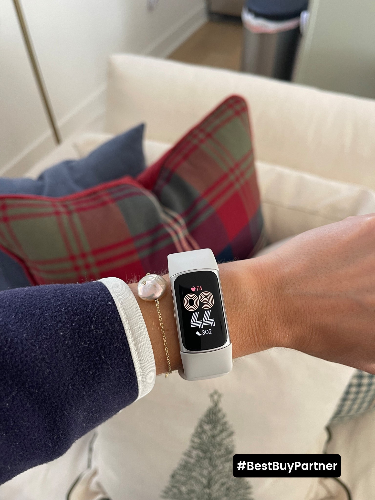 [12/2/25] #BestBuyPartner Fitbit Charge 6 Advanced Fitness & Health Tracker | So excited to put this to use and track my steps more accurately @BestBuy has the top gifts for everyone on your list this holiday season!

#LTKHoliday #LTKFindsUnder100 #LTKGiftGuide