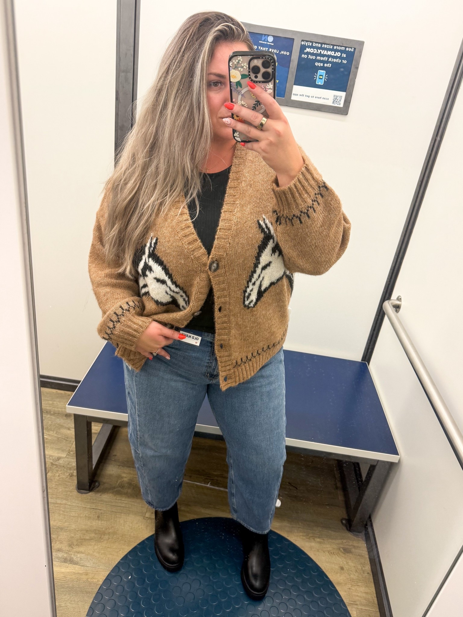 Old Navy Fall Staples! The coziest oversized sweater paired with a trending barrel jean! 

XL in Too
XL in tank
Size 18 Jean
Size 10 Boots

#LTKStyleTip #LTKFindsUnder50 #LTKPlusSize
