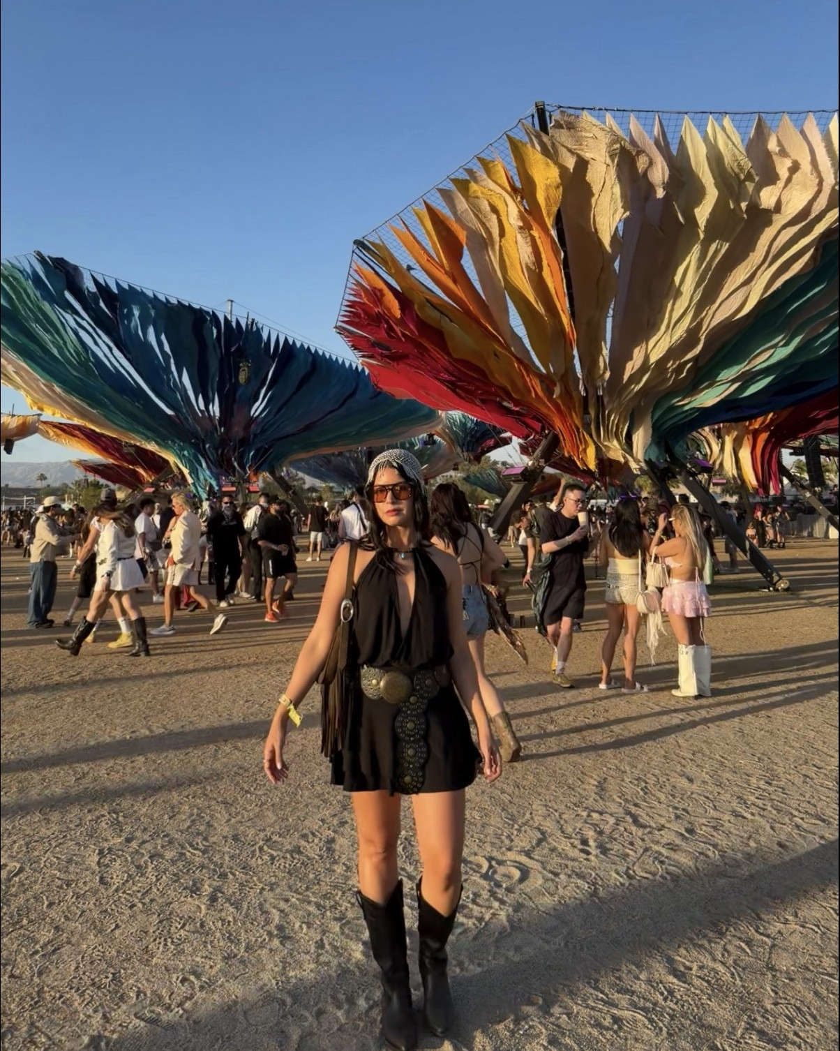 Mini black dress ✨🪩🌵 

#LTKootd #LTKFestival #LTKgrwm