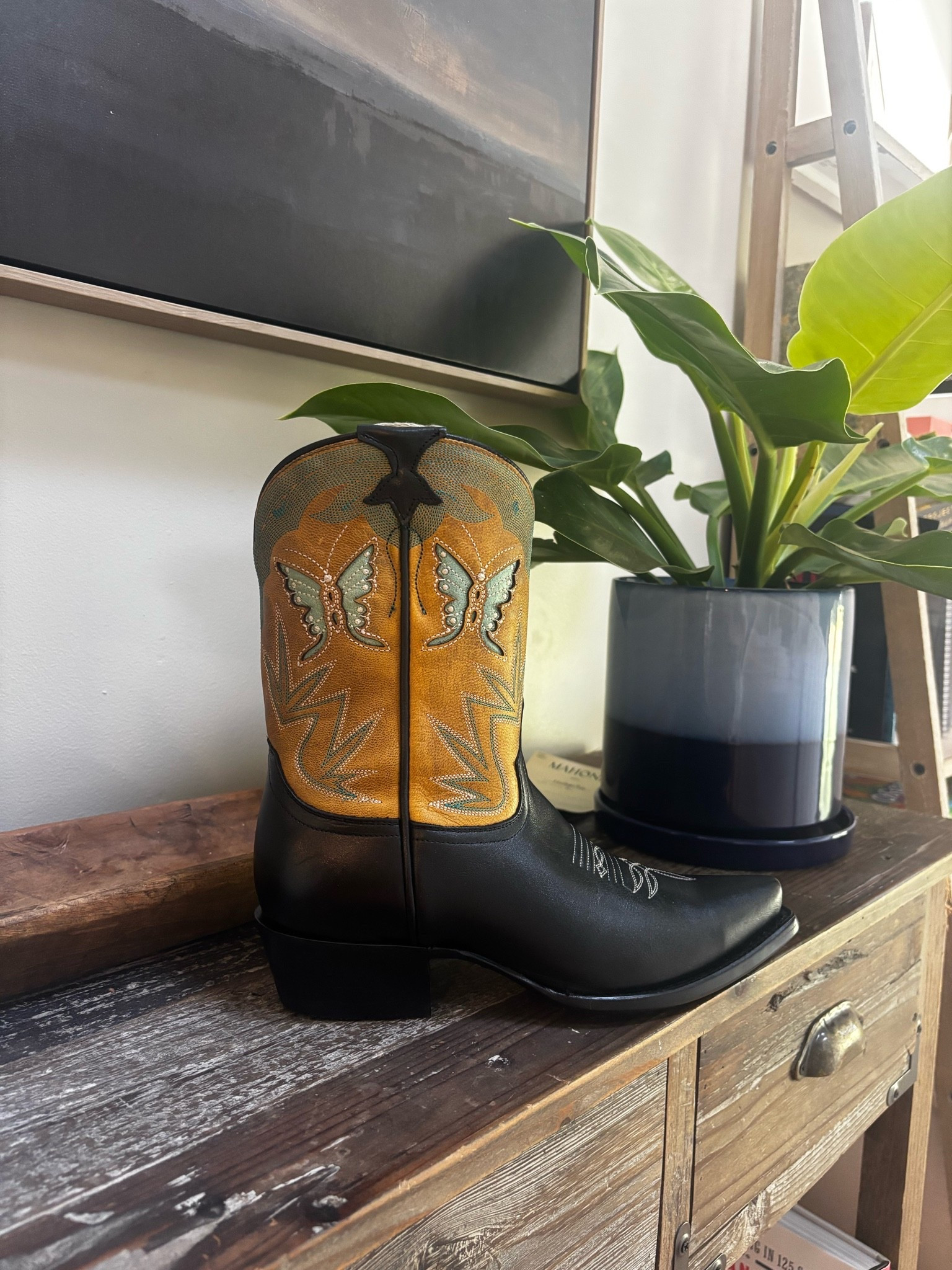 Thank you Hyer! They aren’t on LtK but my discount code is Rebecc906 to save you some money at checkout!! These are the black Nannette’s!

#LTKootd #LTKmomlife #LTKstorytime