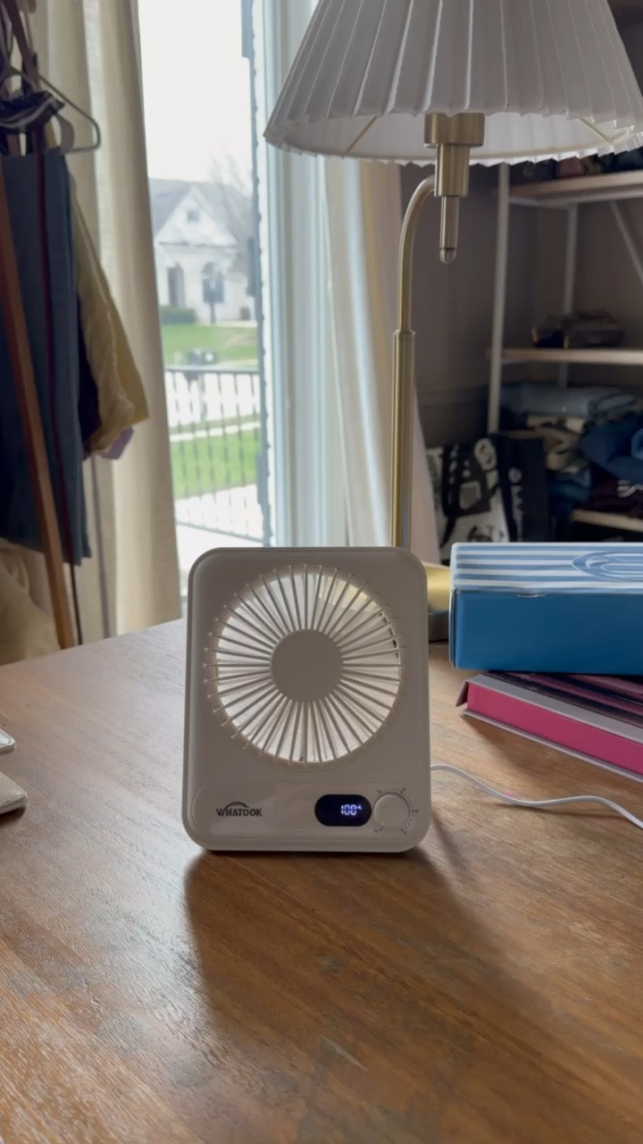 This desk fan is my new favorite 🤩 

#LTKmomlife #LTKdayinmylife #LTKselfcare