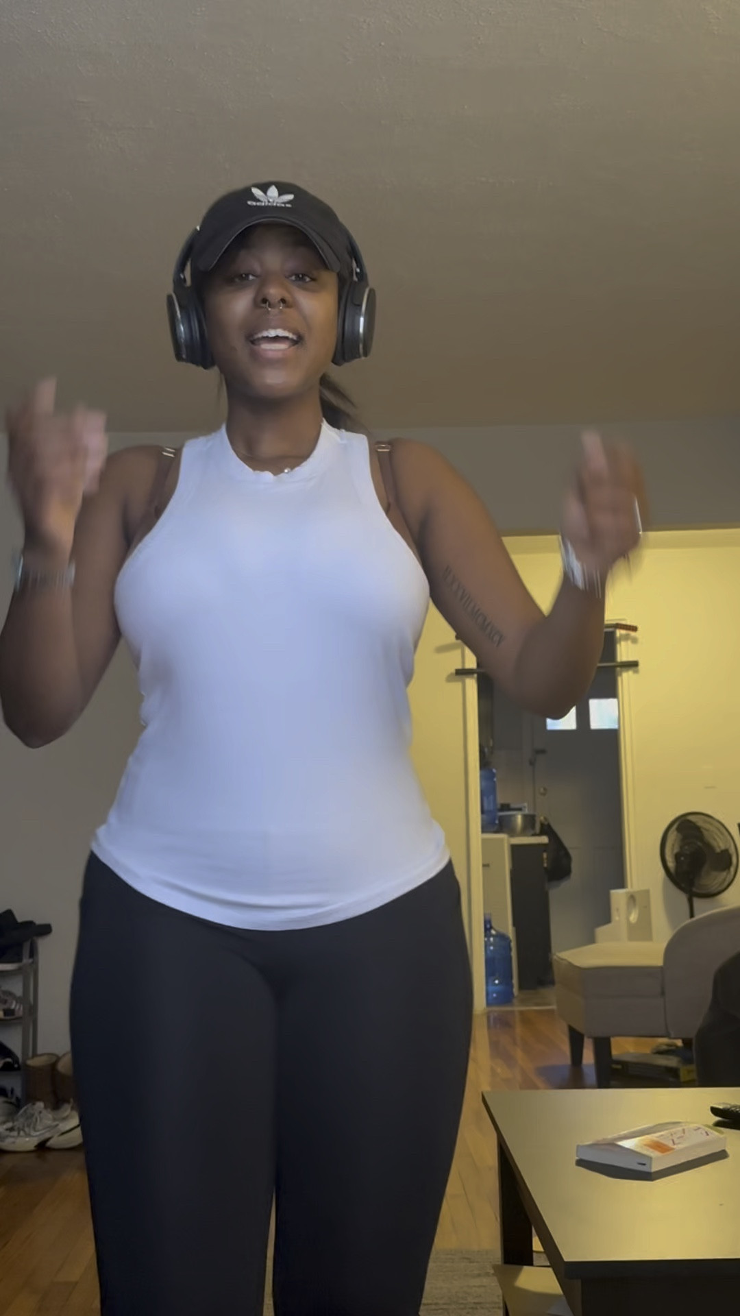 This might be the one to actually keep you in the gym..

You know look good, look good 😉

#mentallfashion 

#LTKMidsize #LTKStyleTip #LTKFitness