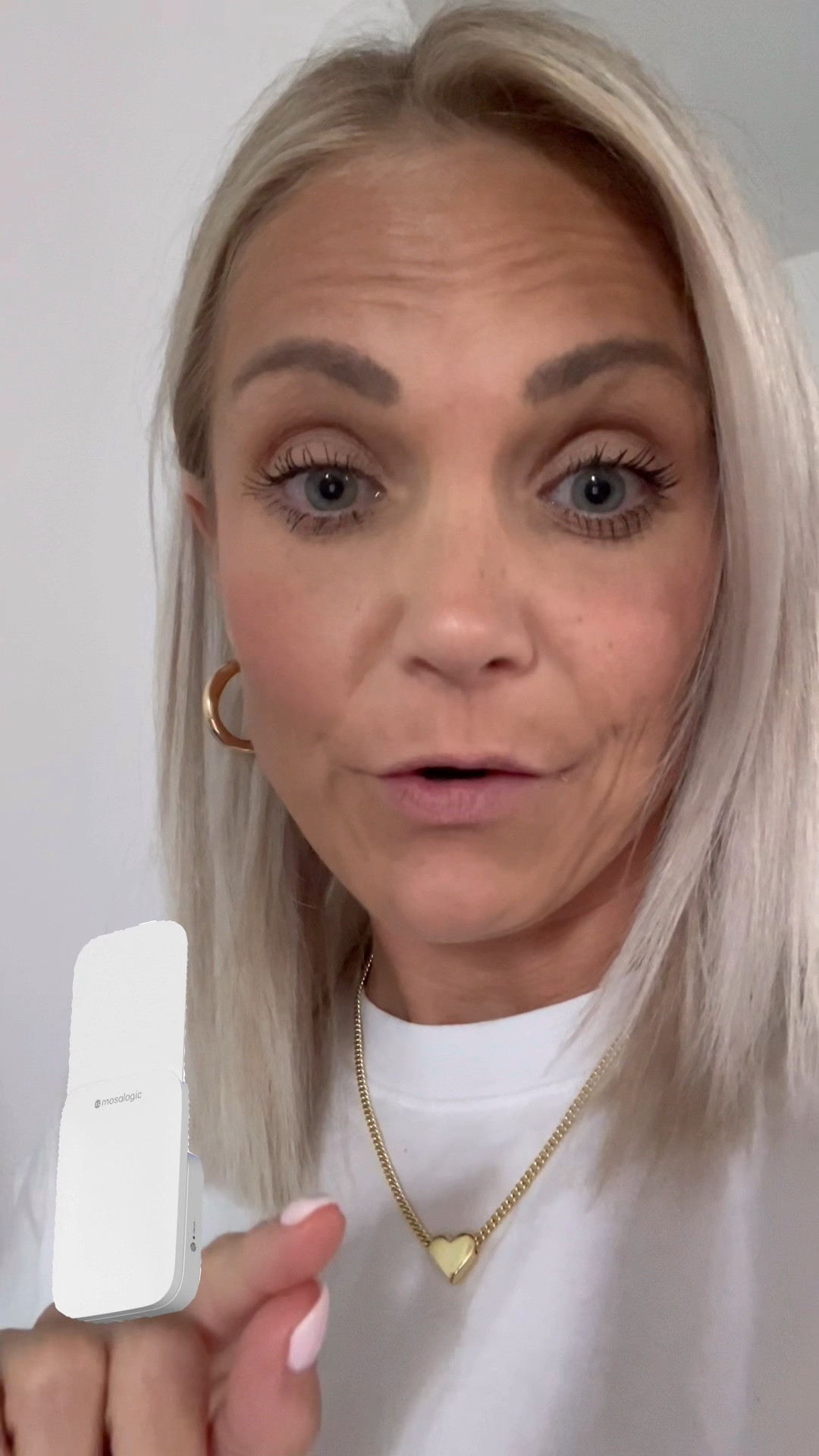 Amazon Fly sticky trap!
The best for fruit flies or large flies- the light attracts them and then they stick to the sheet. Can’t believe how many flies we have caught. Also functions as a nightlight. 


Amazon finds, Amazon kitchen finds, Amazon gadgets, Amazon fly trap

#LTKHome #LTKFindsUnder50