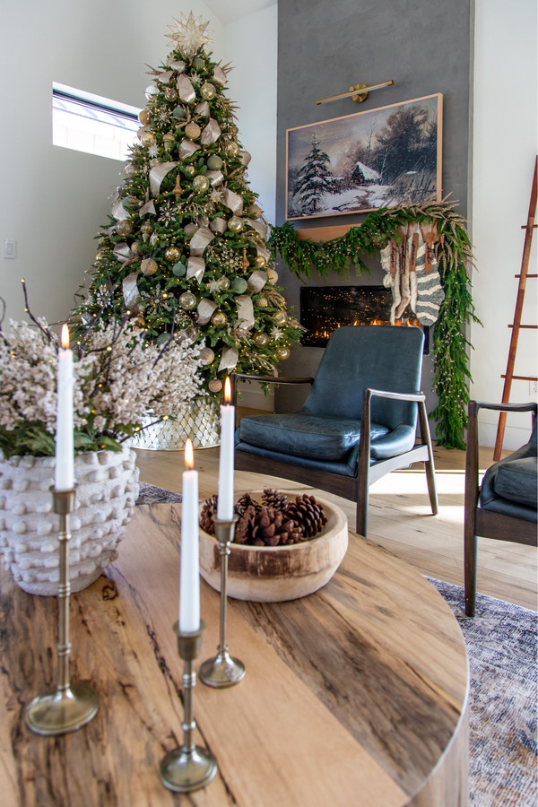 Back in stock AND on sale Christmas garland!