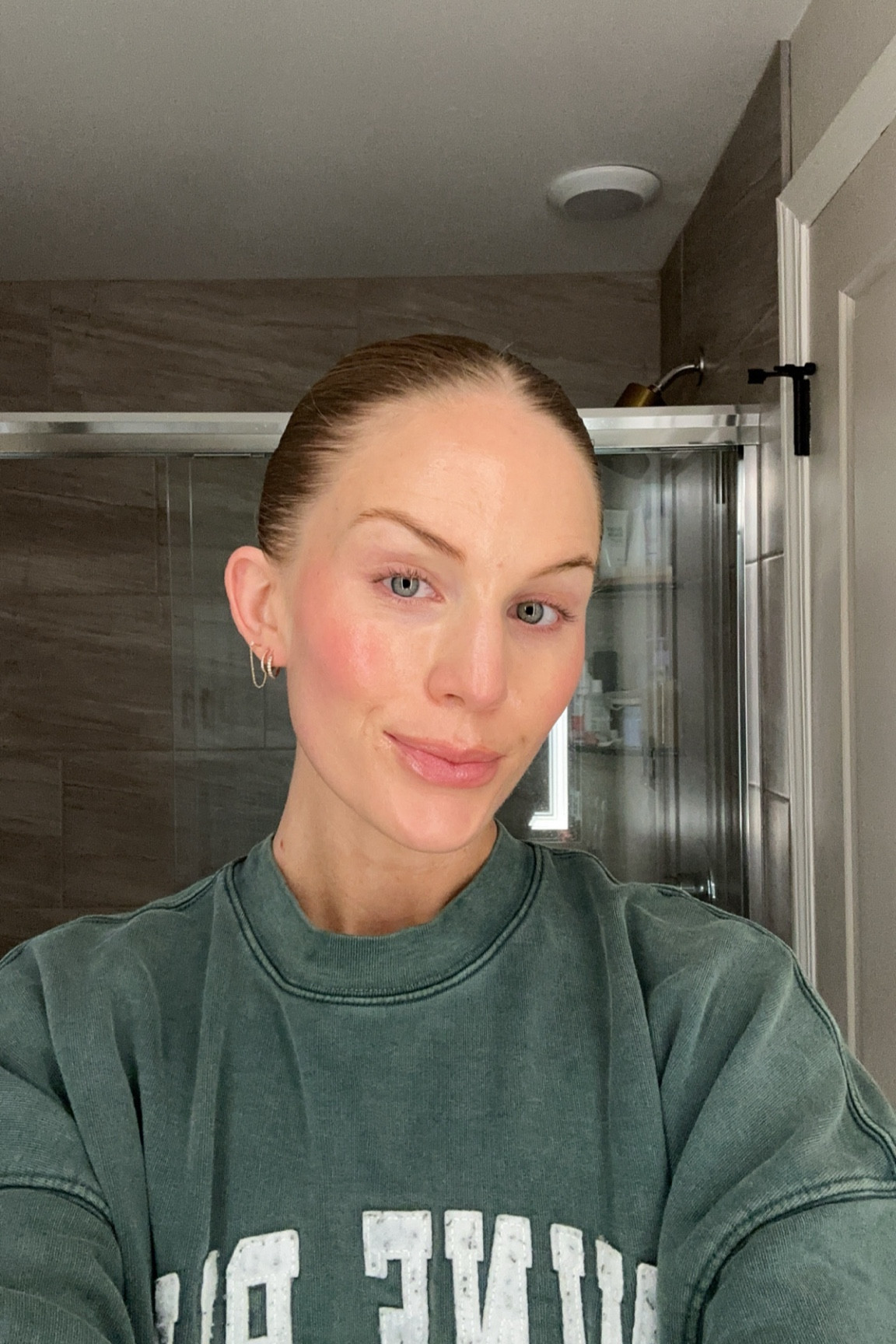 GLASS SKIN MAKEUP & SKINCARE ROUTINE

#LTKBeauty