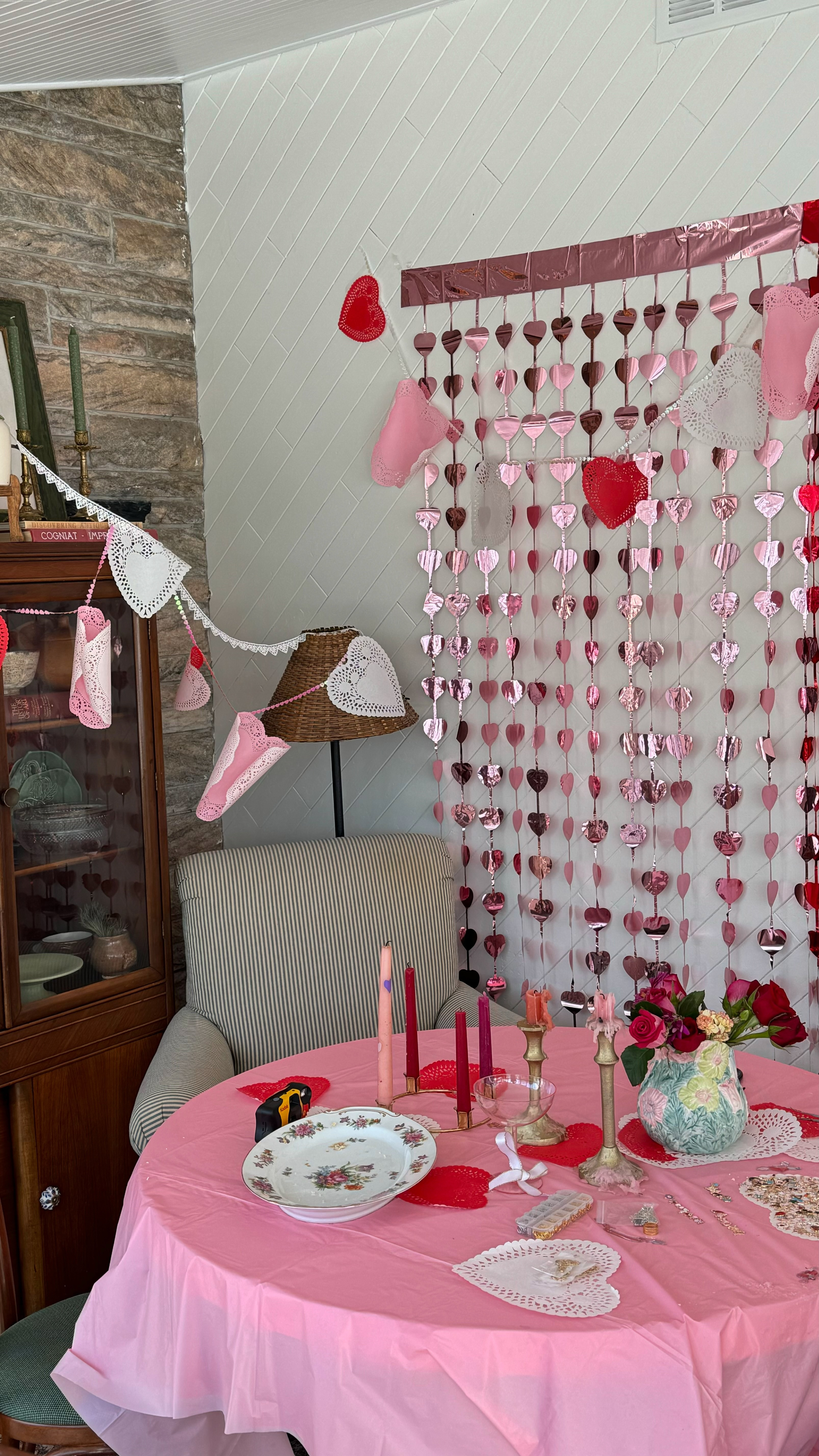 Have you planned your Galentine’s Day yet?! Amazon has the cutest decorations !

#LTKFindsUnder50 #LTKSeasonal