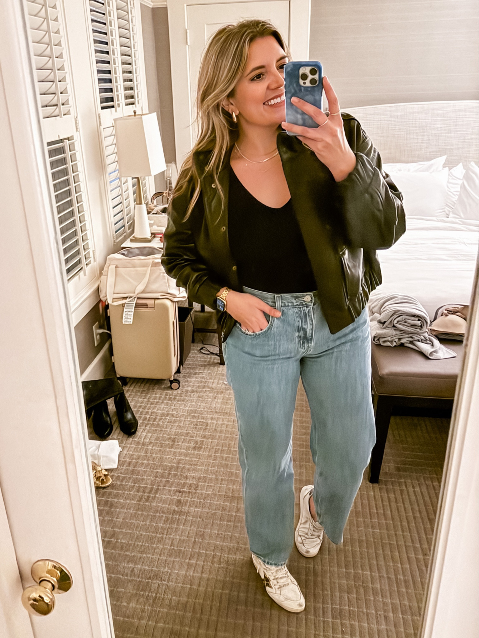 Tonight’s dinner outfit! Sized up in Levi’s! Everything else tts!