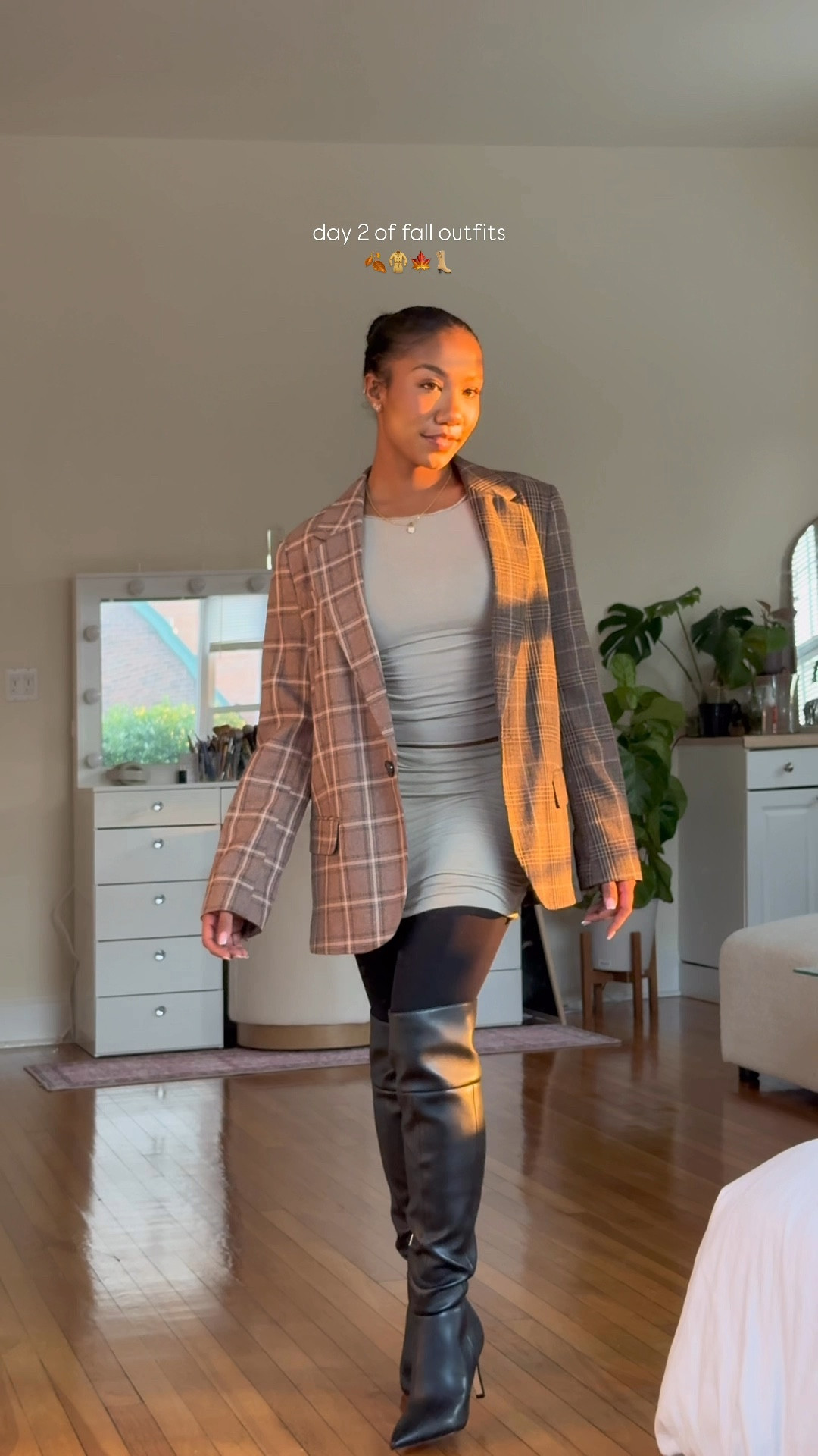 this outfit means business 🍂🍁

#LTKStyleTip #LTKSeasonal #LTKVideo
