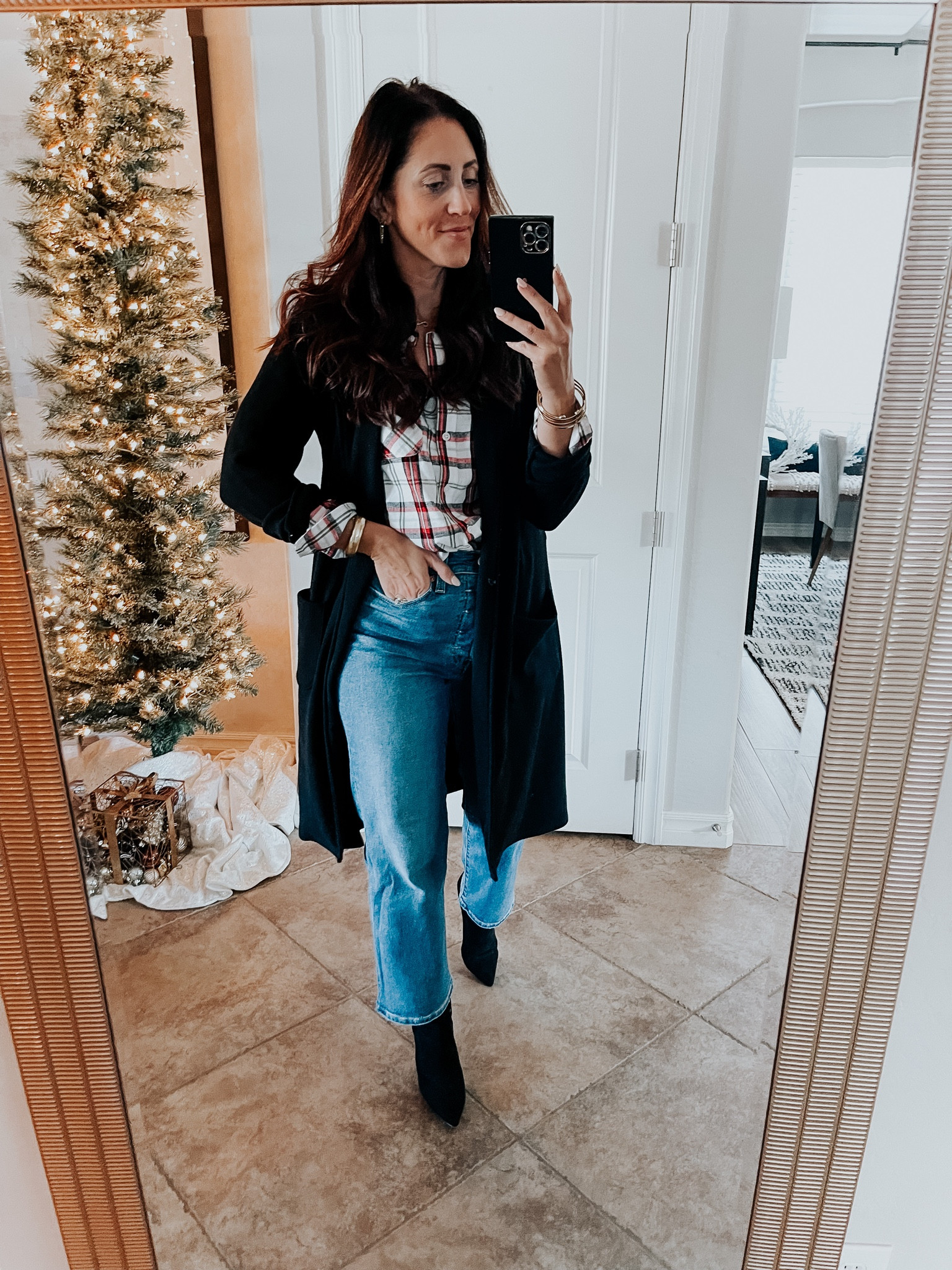 Holiday plaid only $12! Plaid shirt (size small) jeans (size 27x27) 
Duster cardigan // coatigan 
Casual holiday style 
Levi’s jeans 
Walmart fashion 


#LTKsalealert #LTKHoliday #LTKCyberWeek