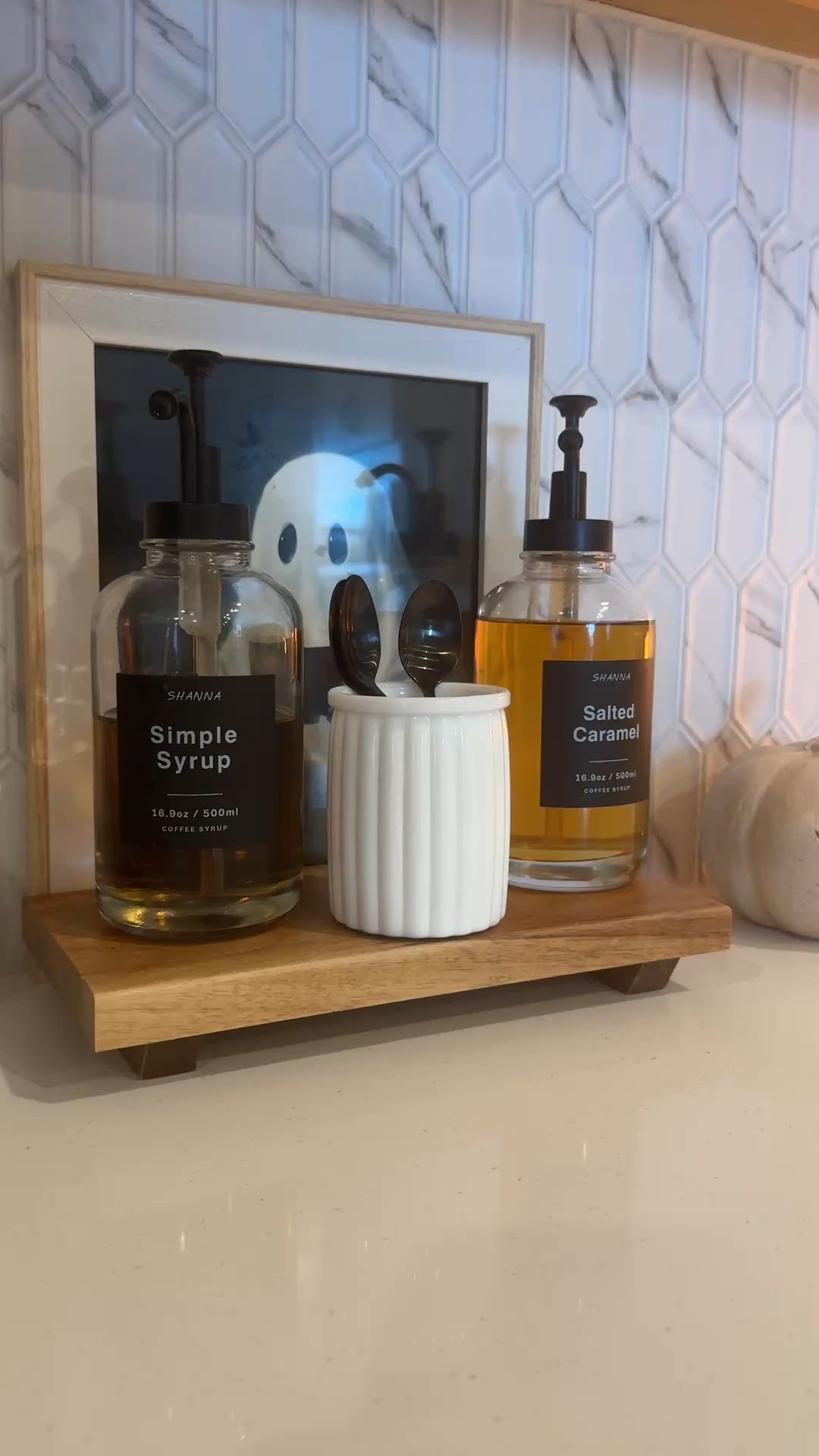 It’s officially September, has everyone started decorating for fall? 🍁🍂🤎

#LTKHome #LTKU #LTKSeasonal