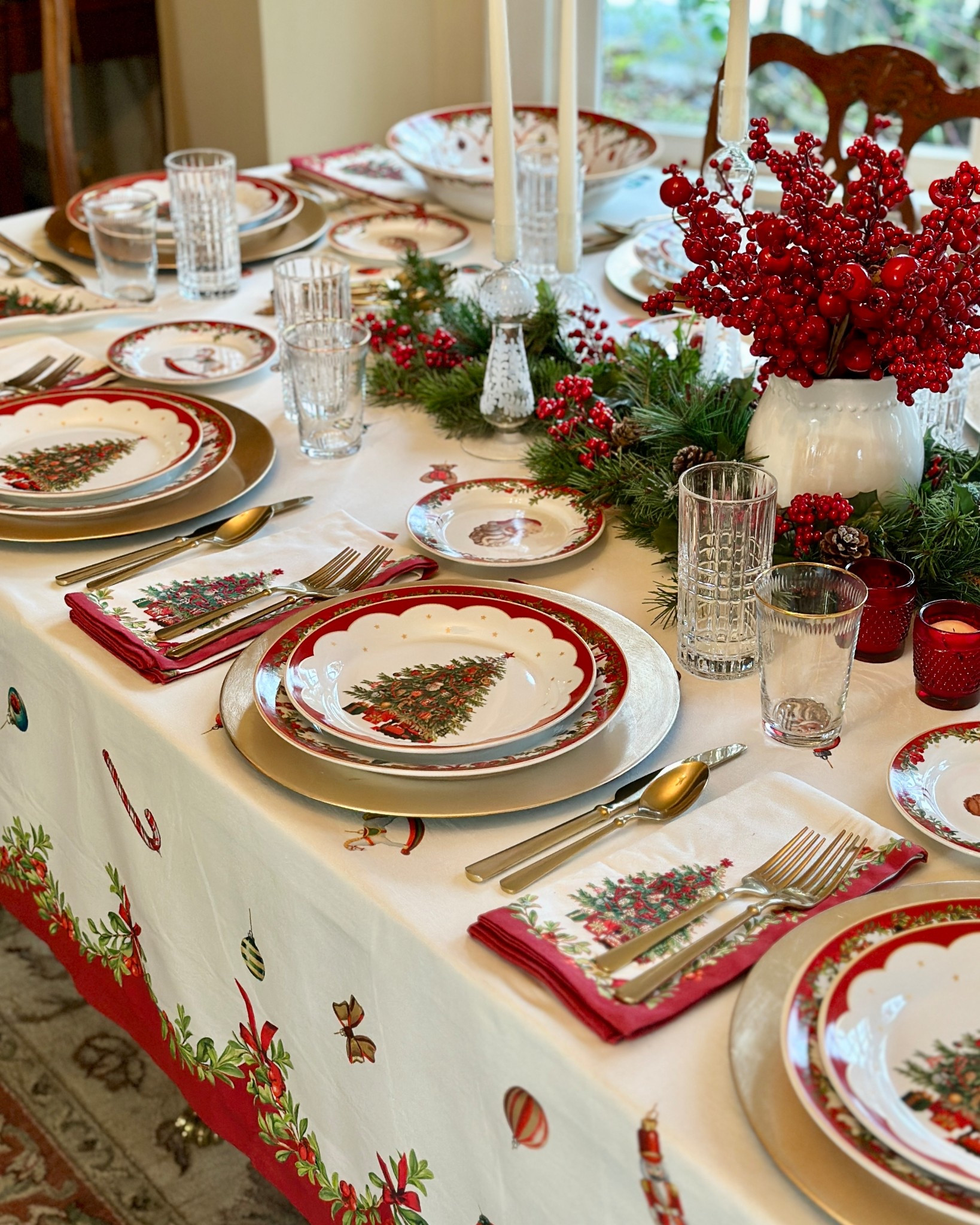 Christmas table pottery barn Christmas 

#LTKHome #LTKHoliday #LTKSeasonal