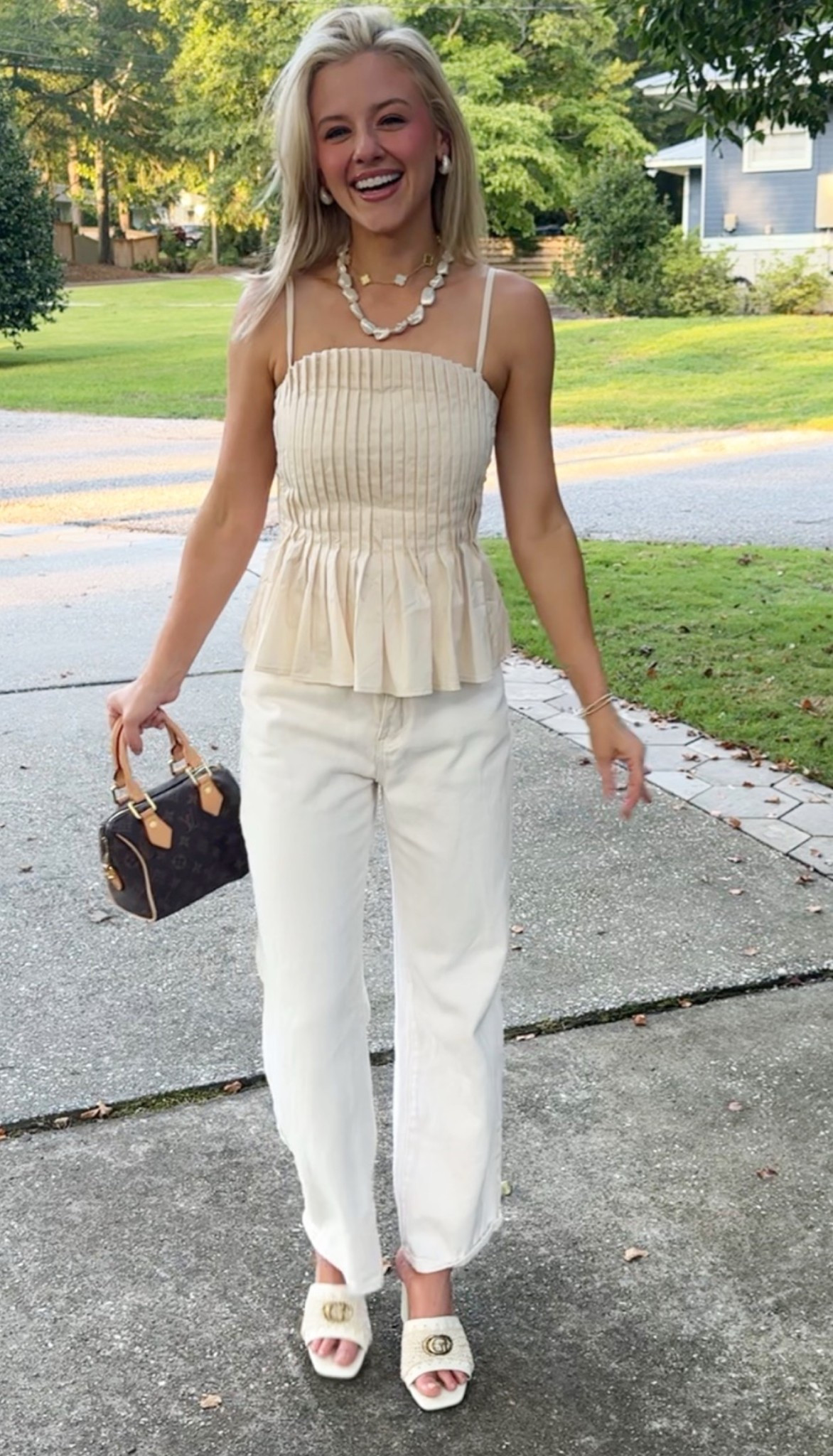Simple easy outfit for date night that everyone asked me about