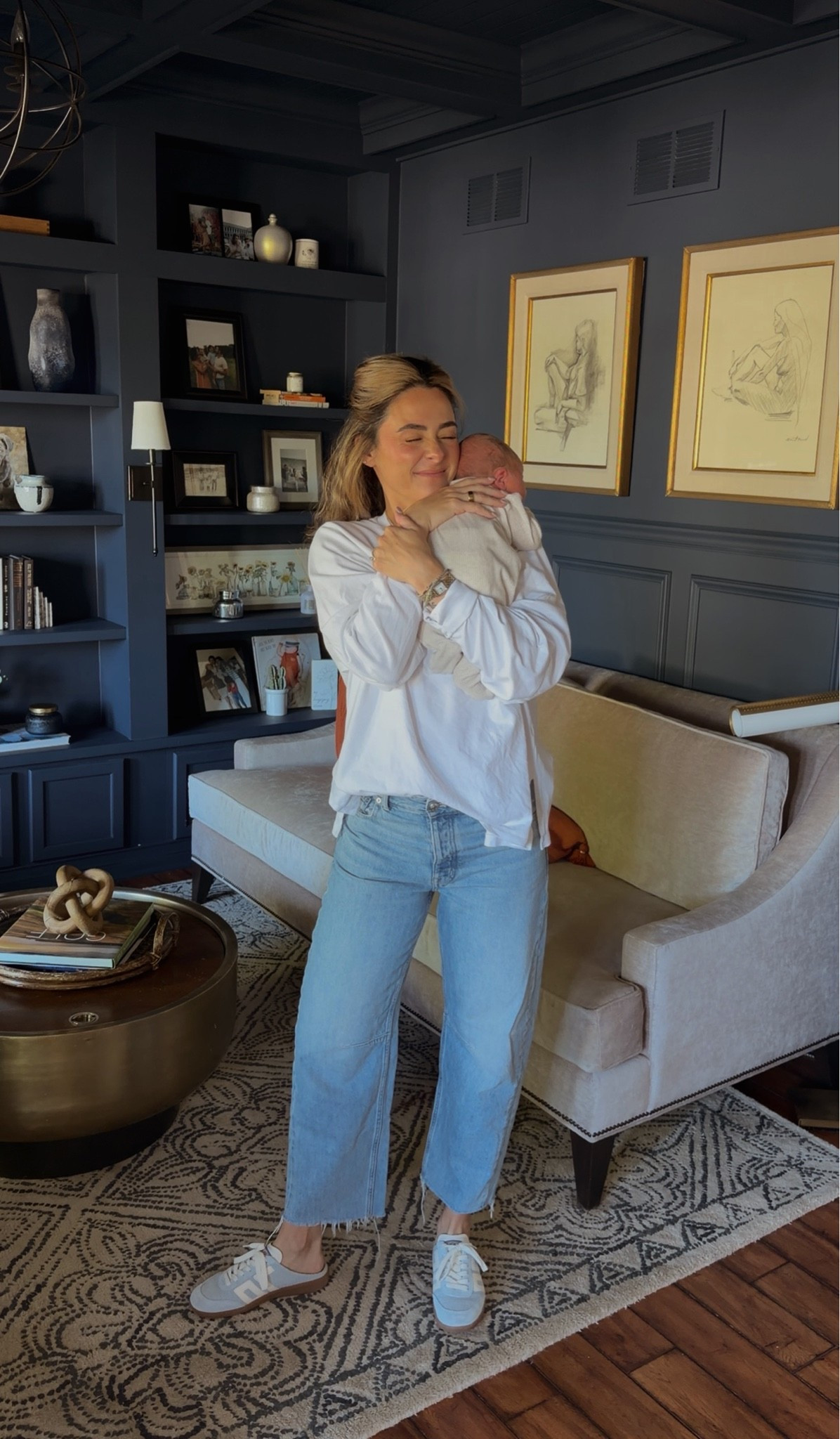 Todays postpartum outfit 🩵

True size 27 in jeans
Medium in shirt 
8 in shoes 

Postpartum, newborn, mom style, aerie, madewell, Anthropologie, old
Navy

#LTKBaby #LTKxMadewell #LTKootd