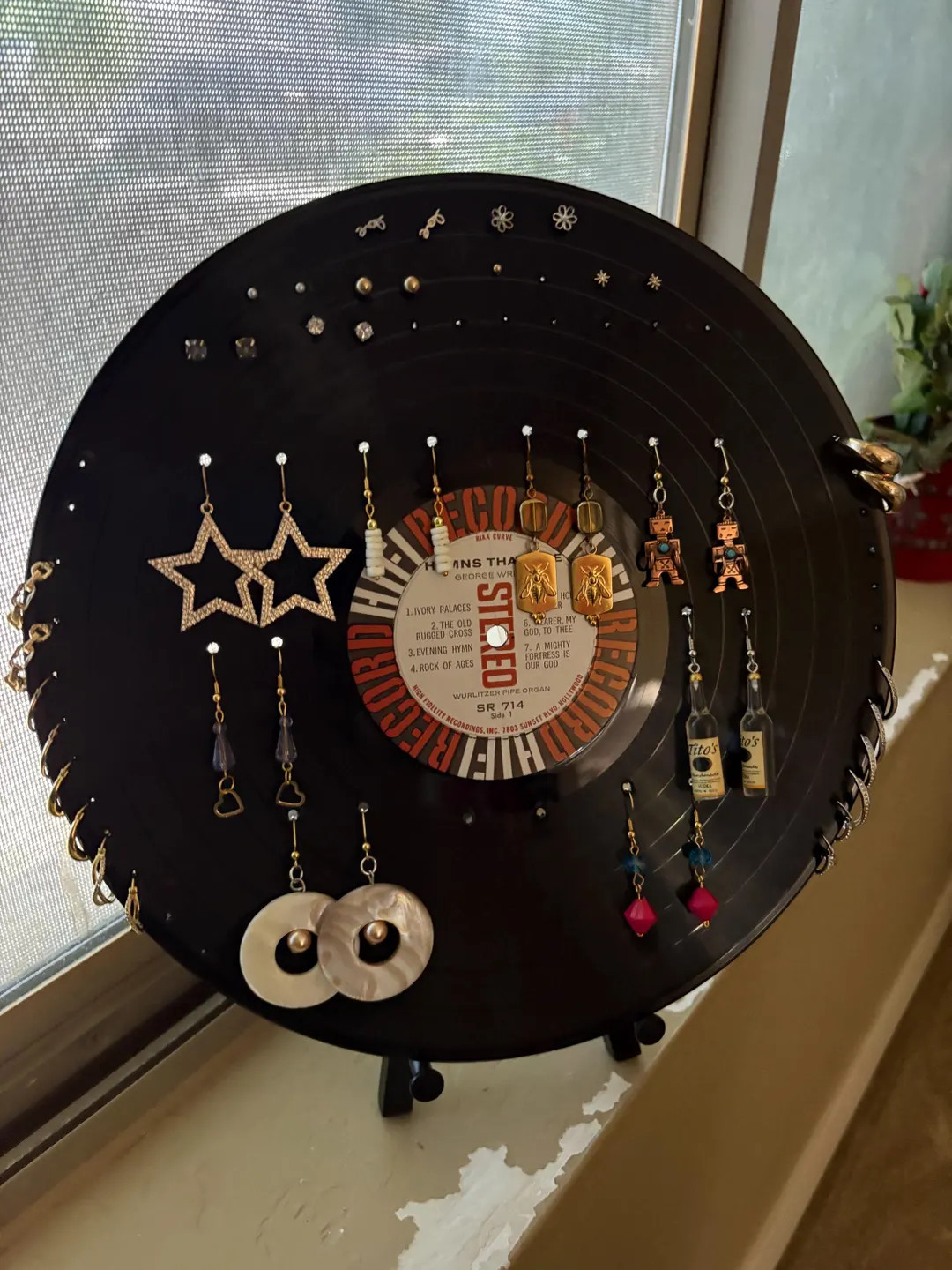 Vinyl Revord Earring Holder, Custom Earring Holder, Random Record Design - Etsy | Etsy (US)