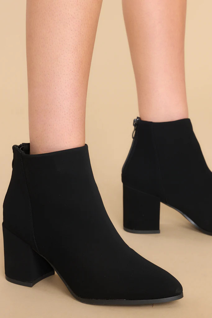 Game Plan Black Booties | Red Dress 