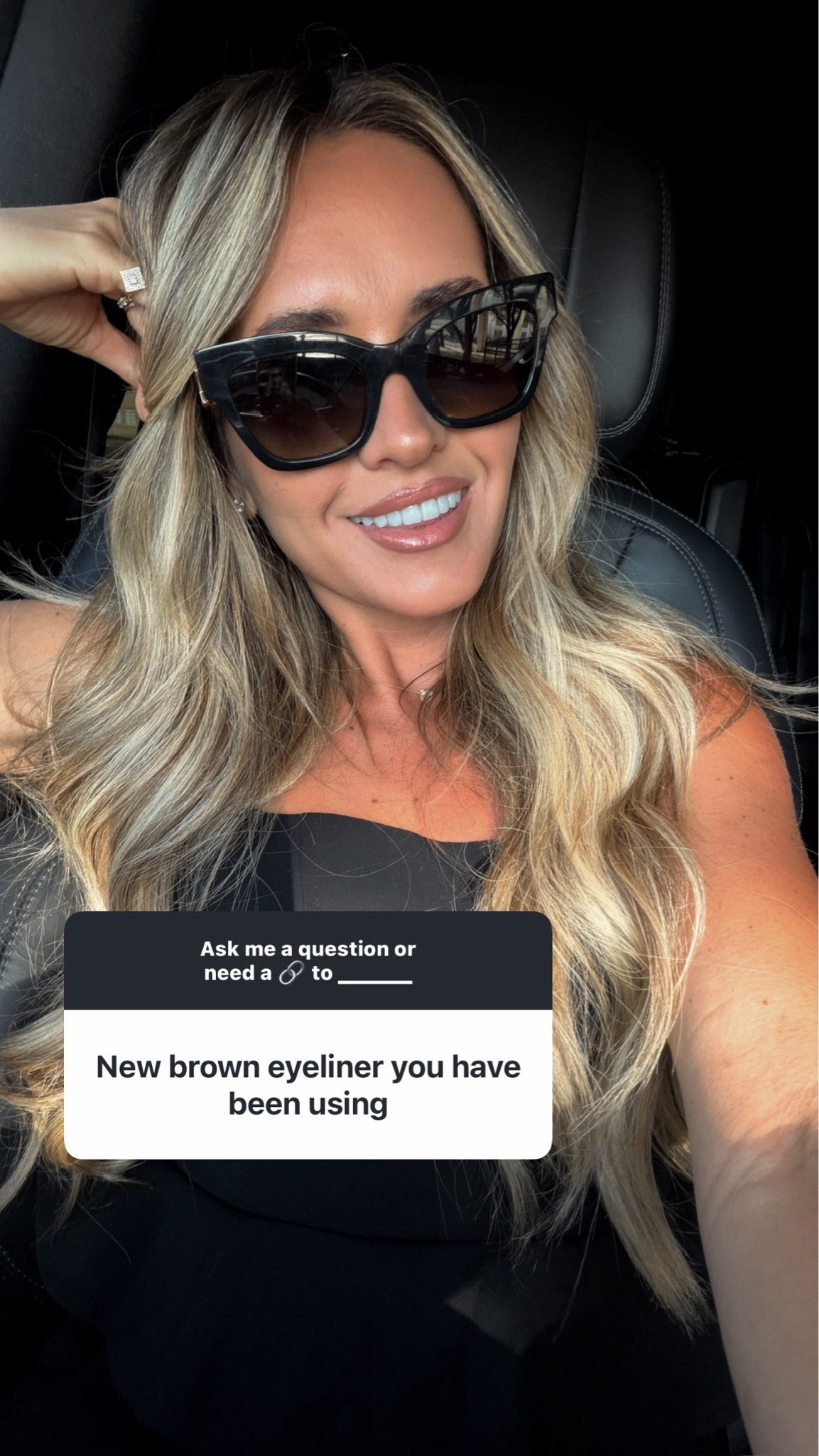Brown eyeliner

#LTKBeauty #LTKgrwm