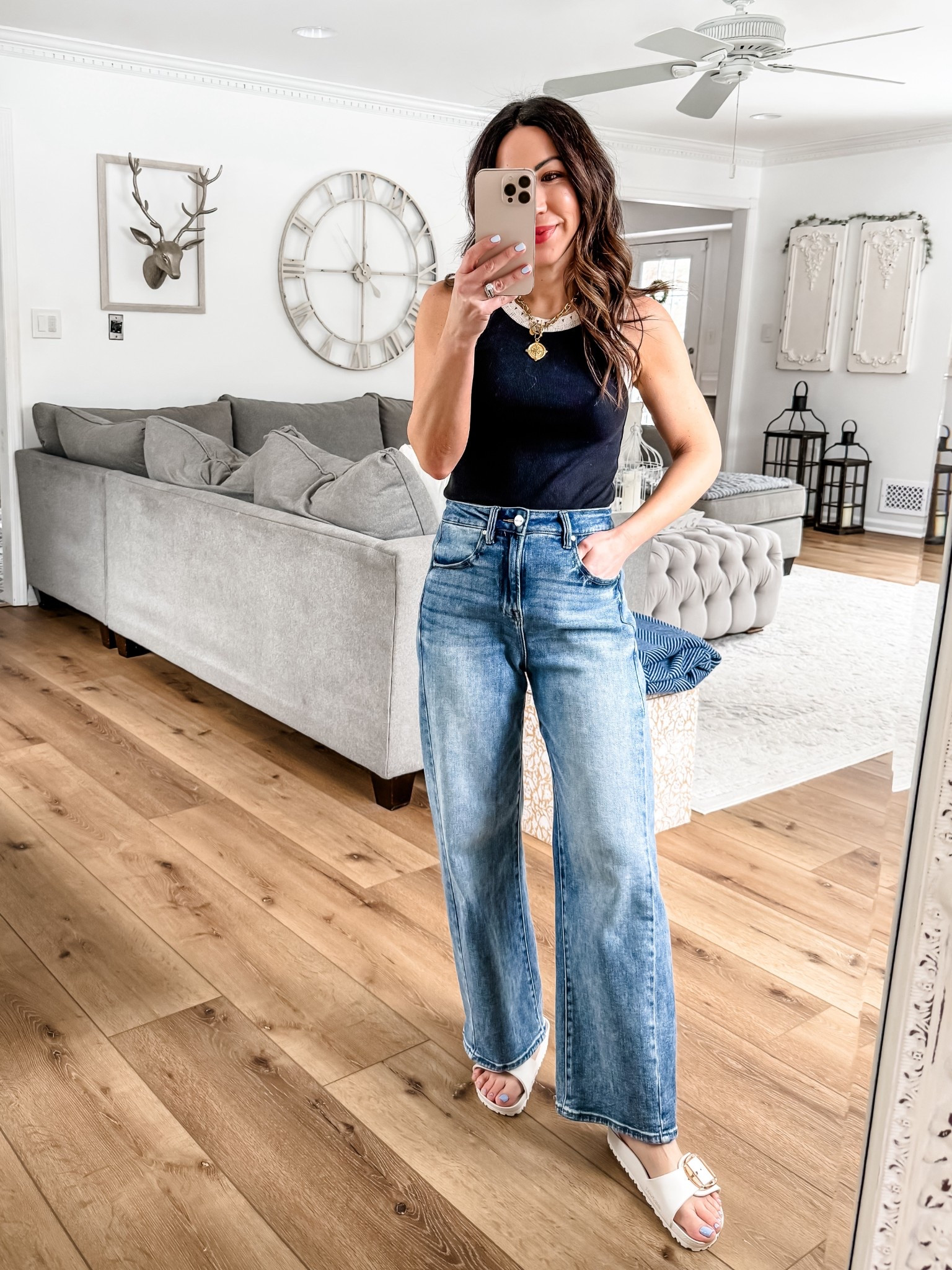 Code: FF20. Xs tank but prefer small. 25 jeans ￼


#LTKPetite #LTKOver40 #LTKSaleAlert