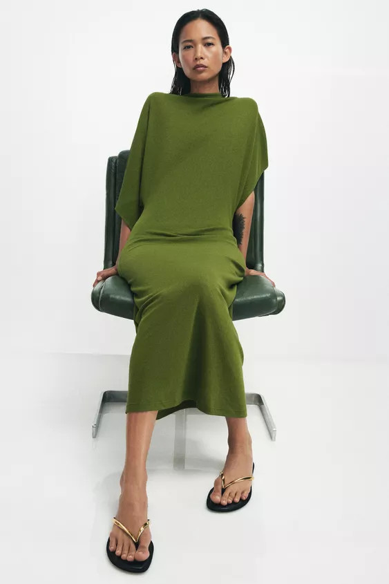 FLAT SANDALS WITH METAL DETAIL | Zara UK