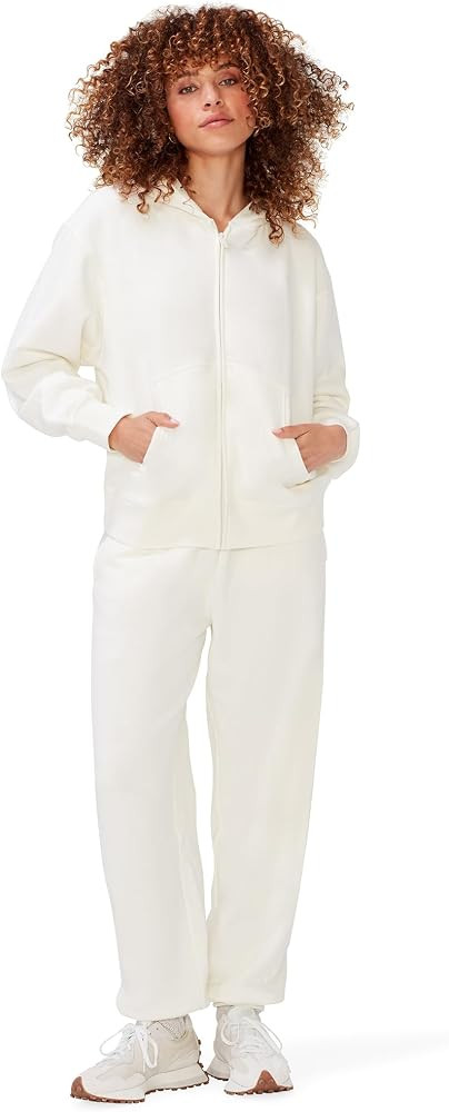 KUT & SO Womens Sweatsuits – Oversized Track Suit 2-Piece Set Includes Zip Hoodie and High-Rise... | Amazon (US)