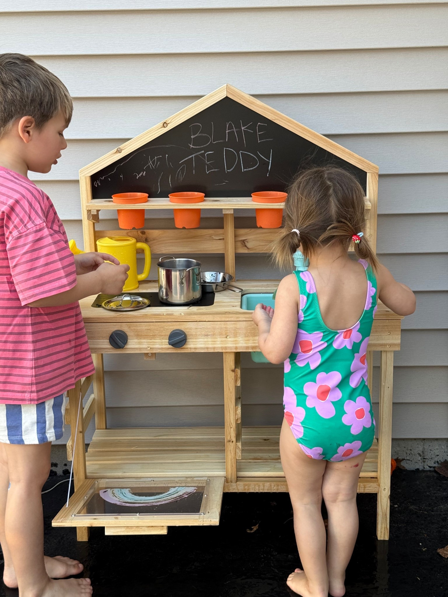 spring toddler outdoor mud kitchen

#LTKSpringSale #LTKmomlife #LTKKids
