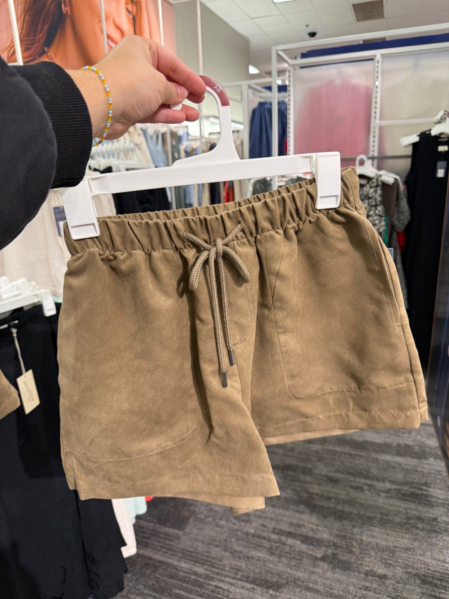 Autumn finds in Target! Women’s brown shorts 🩳 🍂

#LTKSeasonal #LTKBeauty #LTKStyleTip