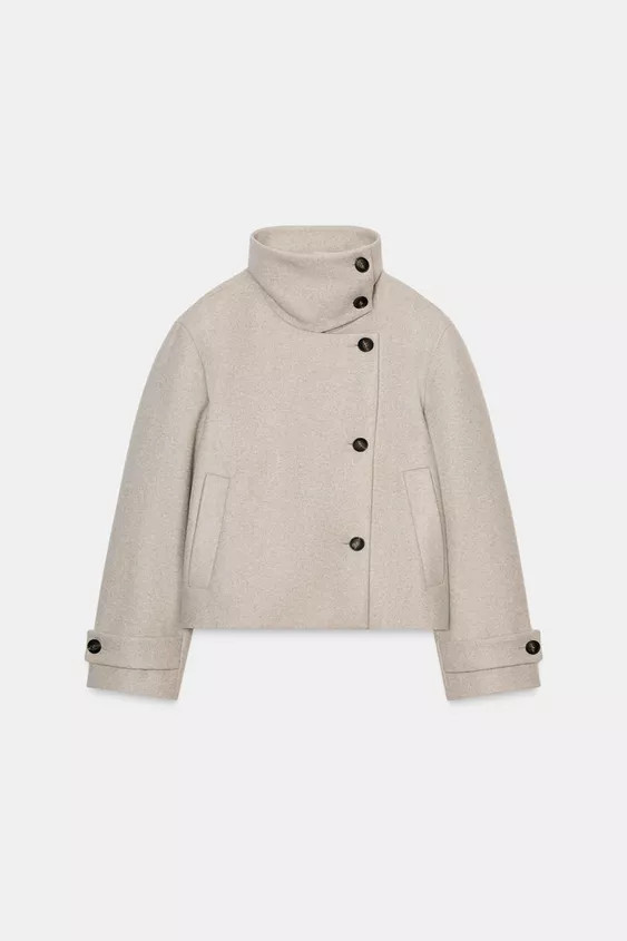 KURZER MANTEL MIT HOHEM KRAGEN | Zara DE