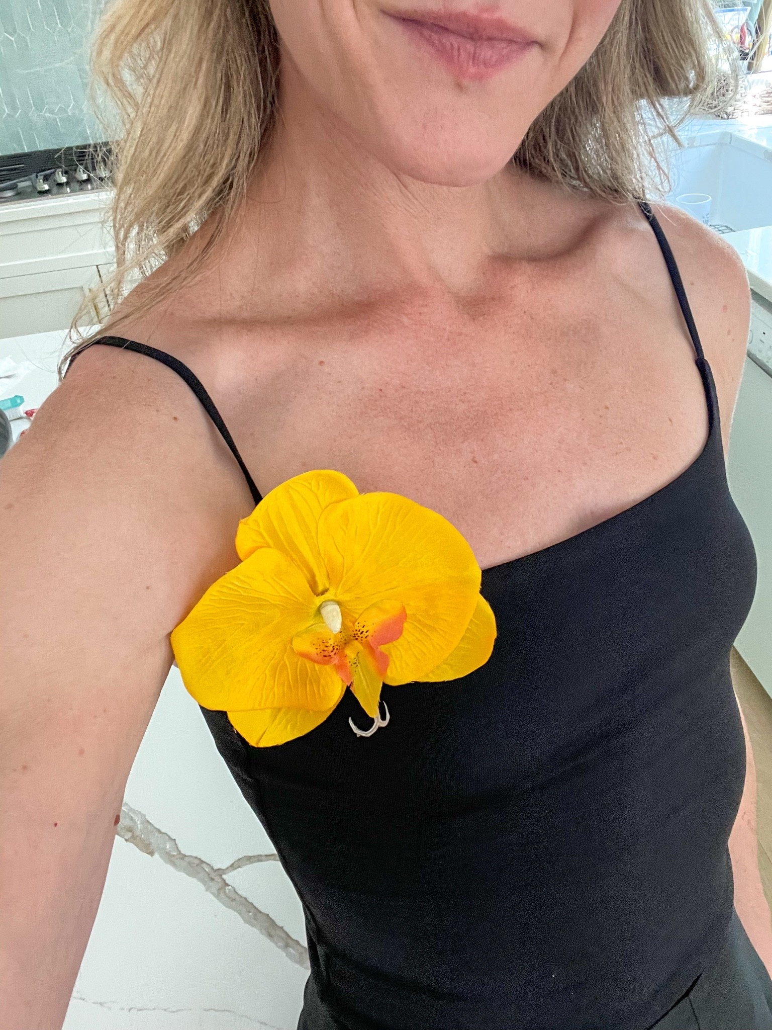 New flower brooch. Love this little pop of yellow! Can’t wait to wear it with an all-white outfit. It’s under $15, too!