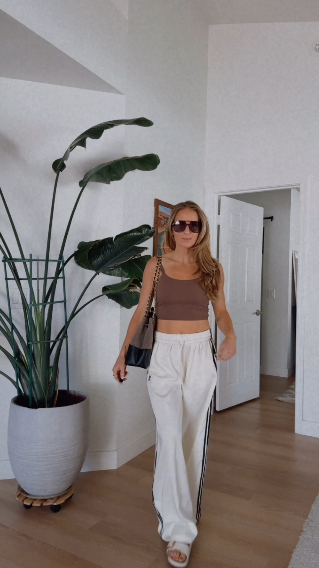 Costco and  coffee run ootd 

This top is so comfy and has a built in bra

#LTKootd #LTKdayinmylife #LTKActive