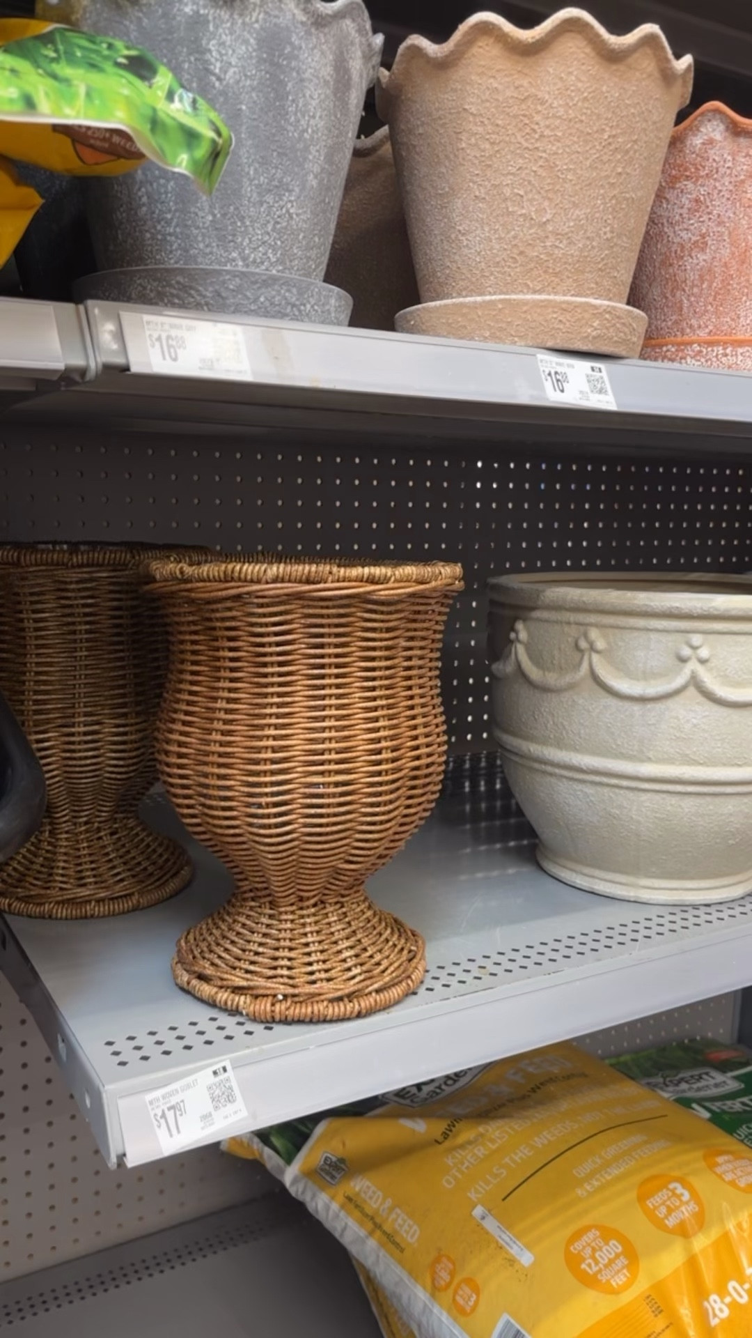 This looks so high end and is so affordable. 

#LTKSeasonal #LTKHome