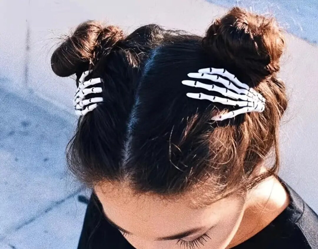 Skeleton Hand Hair Clip for Halloween, Set of 2 Skull Hair Clip, Halloween Hair Clip, Spooky Acce... | Etsy (US)