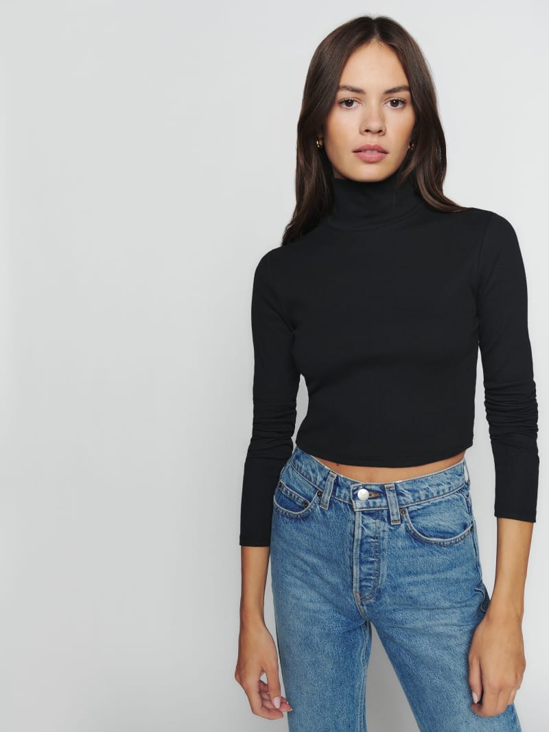 Davy Cropped Ribbed Turtleneck Tee | Reformation (Global)