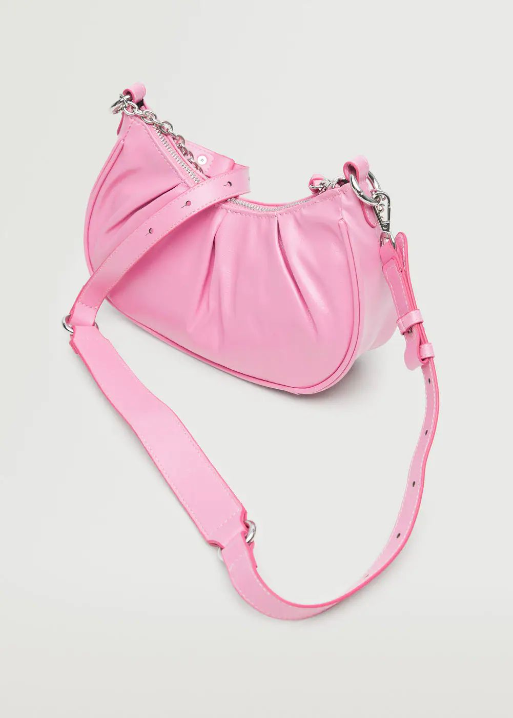 Chain cross body bag -  Women | Mango USA | MANGO (US)