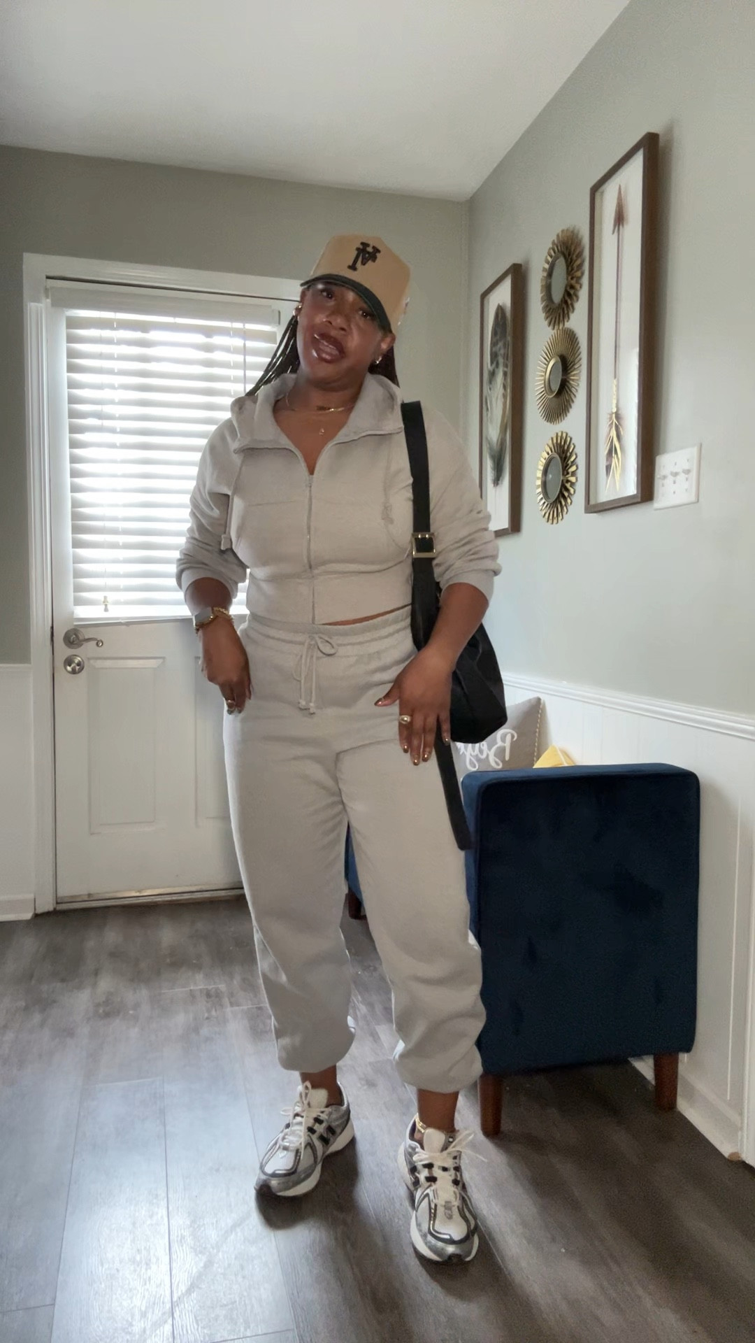 2 piece sweat set 

#LTKSeasonal #LTKFindsUnder50 #LTKFindsUnder100