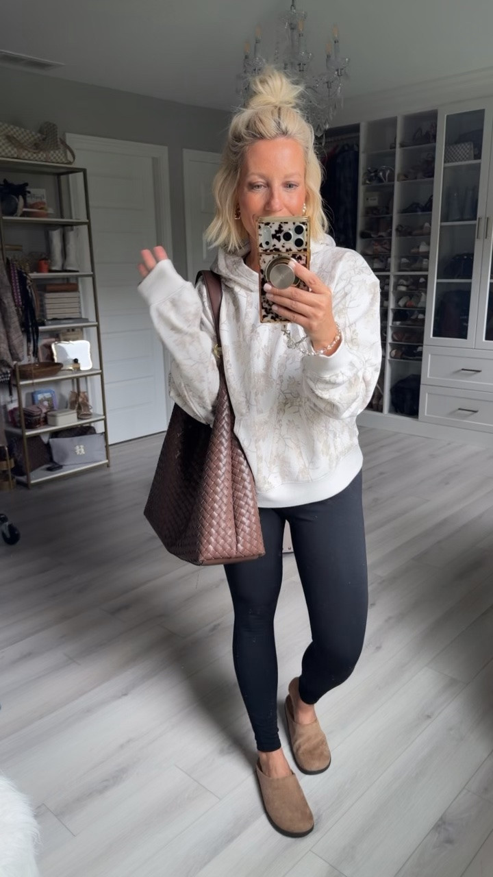 Hoodie medium 
Leggings small

#LTKootd #LTKmomlife #LTKSeasonal