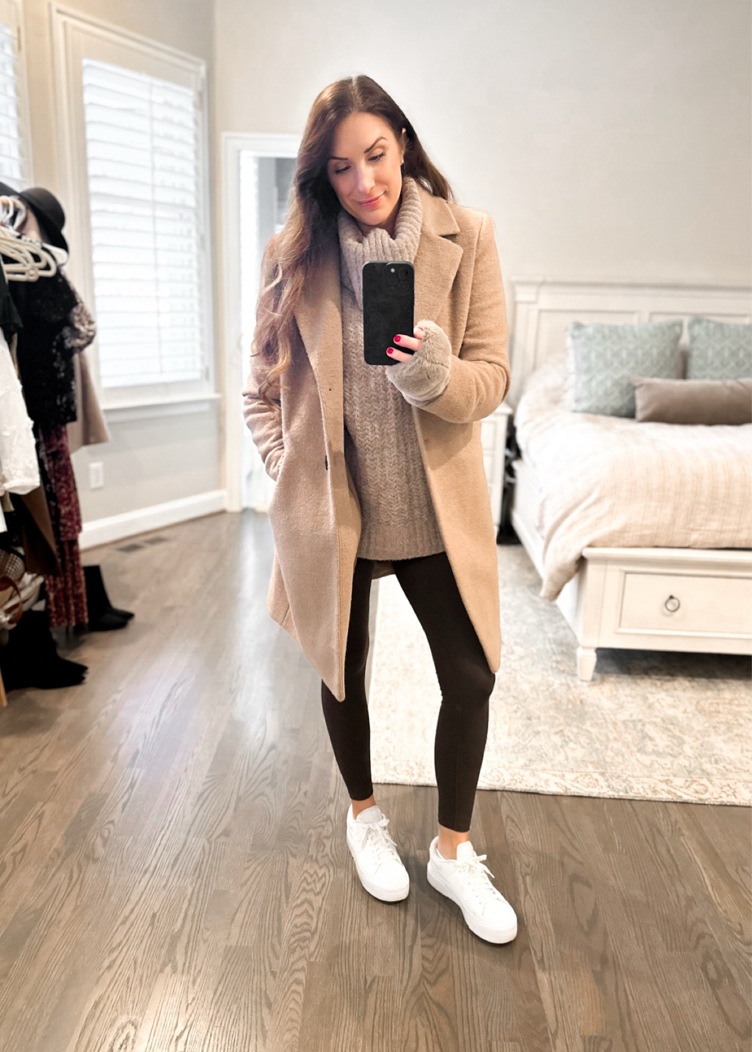 I’m a big fan of the new brown buttery soft leggings at #Target and these open finger faux fur gloves are my fave!  🤎

#LTKSeasonal #LTKActive #LTKFindsUnder50