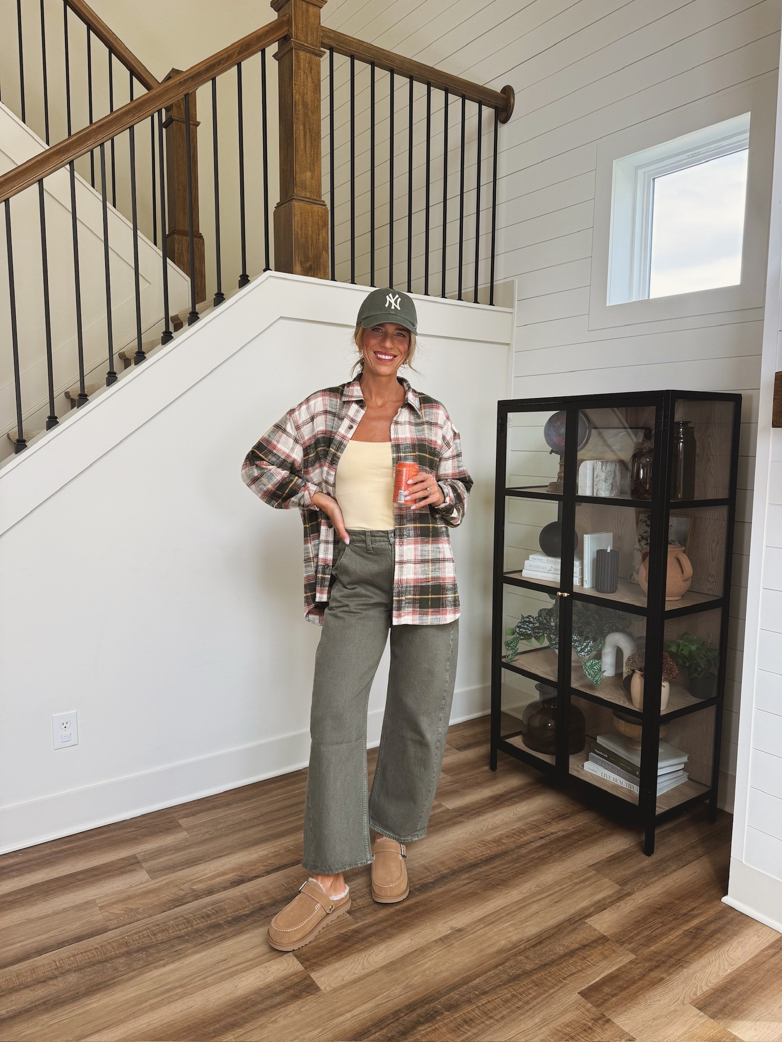 Cute and casual way to style barrel jeans 💛

#LTKootd #LTKgrwm #LTKSeasonal