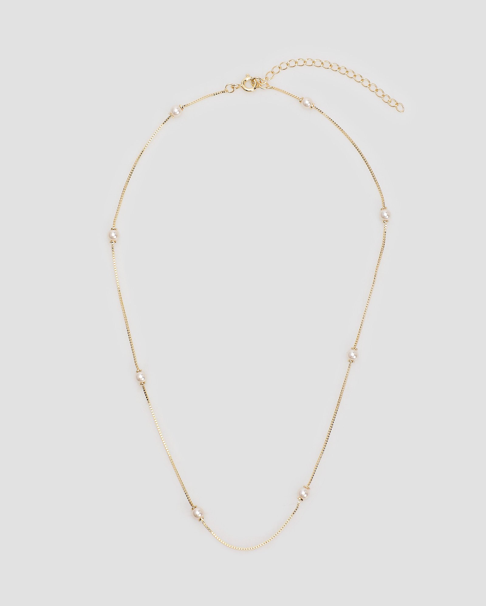 Colar feminino curto com pérolas dourado | Accessori by Riachuelo | Riachuelo (BR)