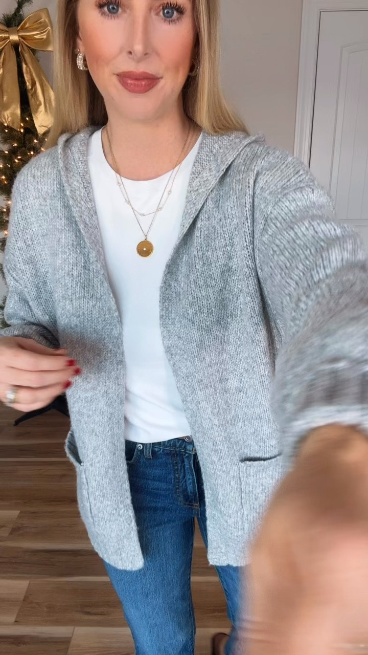 Walmart outfit, Walmart fashion, Walmart try on, grey hoodie cardigan 

#LTKootd #LTKFindsUnder50