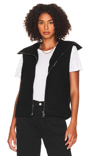 Mountain Gilet Vest in Black | Revolve Clothing (Global)