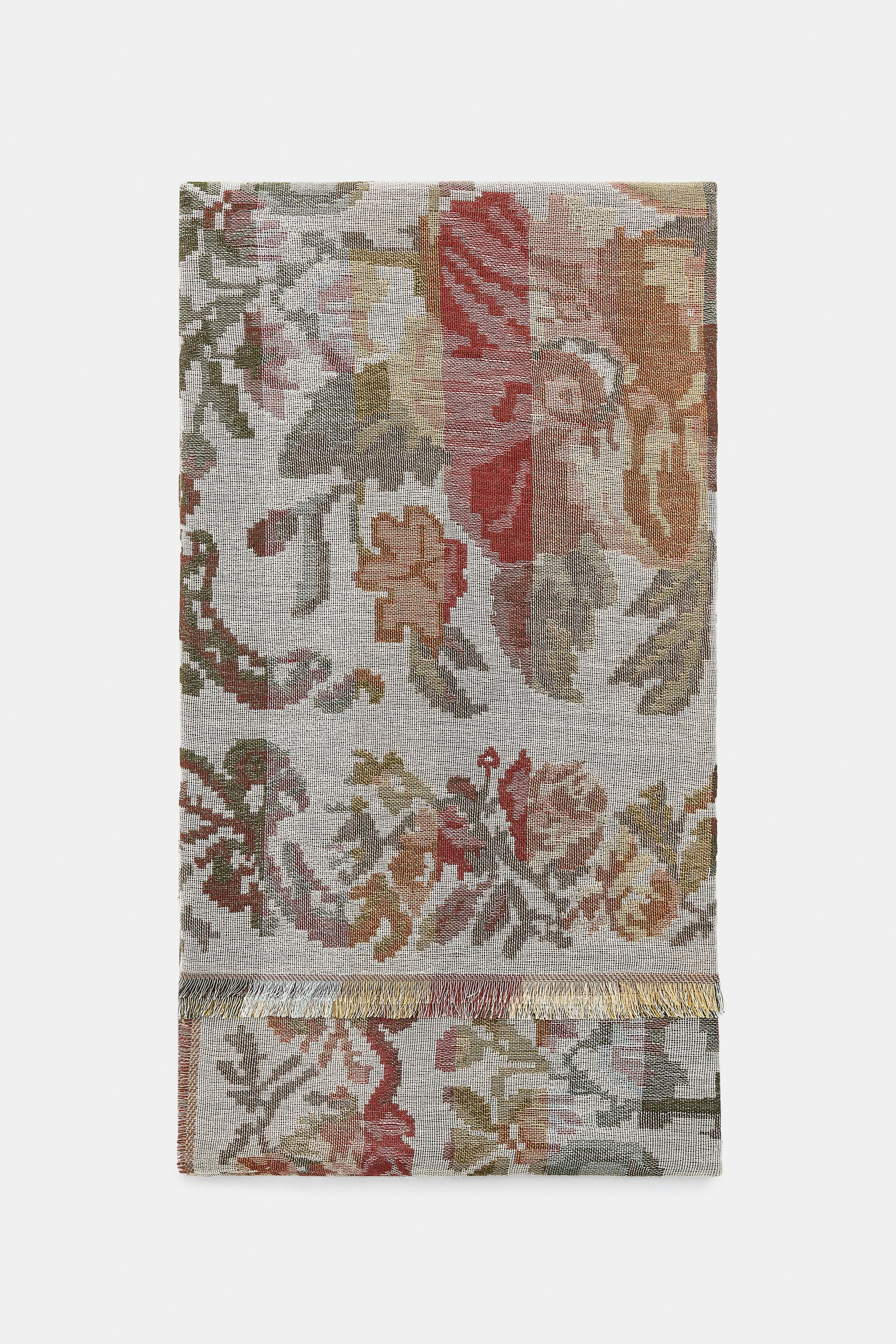 FLORAL PRINT JACQUARD WOOL BLEND SCARF | Zara US