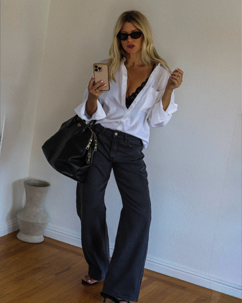 #minimalchic #minimalstyle #minimalism #fallstyle 

Bag is Vintage Prada

#LTKootd