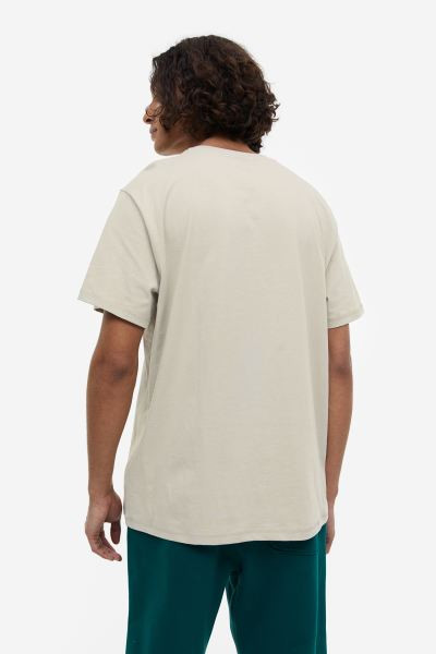 COOLMAX® Regular Fit T-shirt | H&M (US + CA)