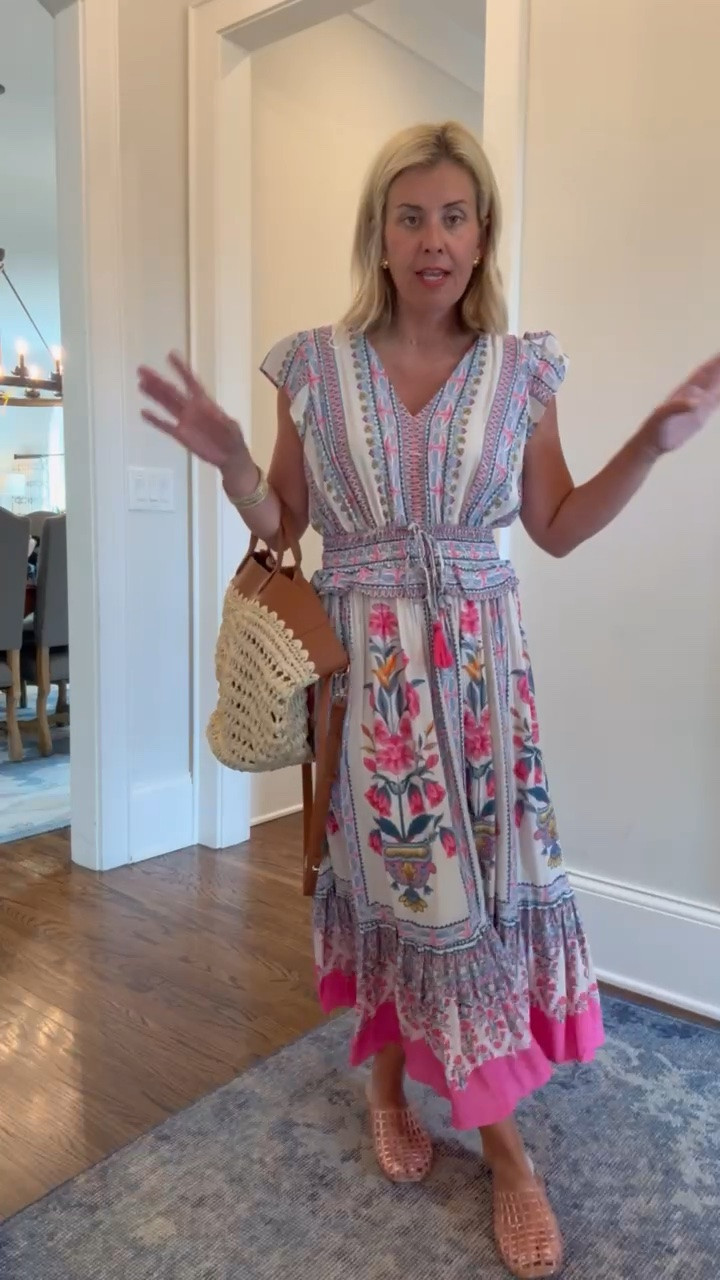 Well I’m obsessed beyond words! This dress is absolutely stunning! I’m in small and 8 sandals tts.

#LTKdayinmylife #LTKootd #LTKmomlife