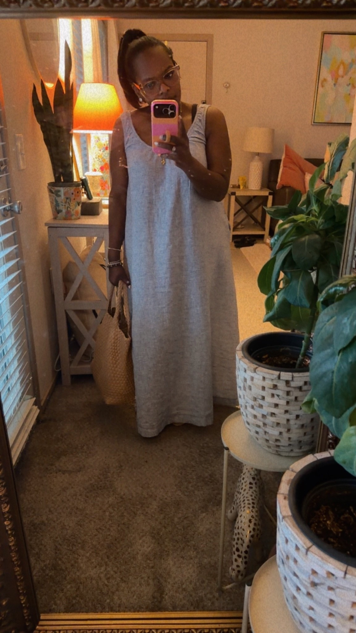 Can’t stop won’t stop wearing this chambray linen cotton dress from loft 🤍🤍🤍🤍

#LTKgrwm #LTKootd #LTKdayinmylife